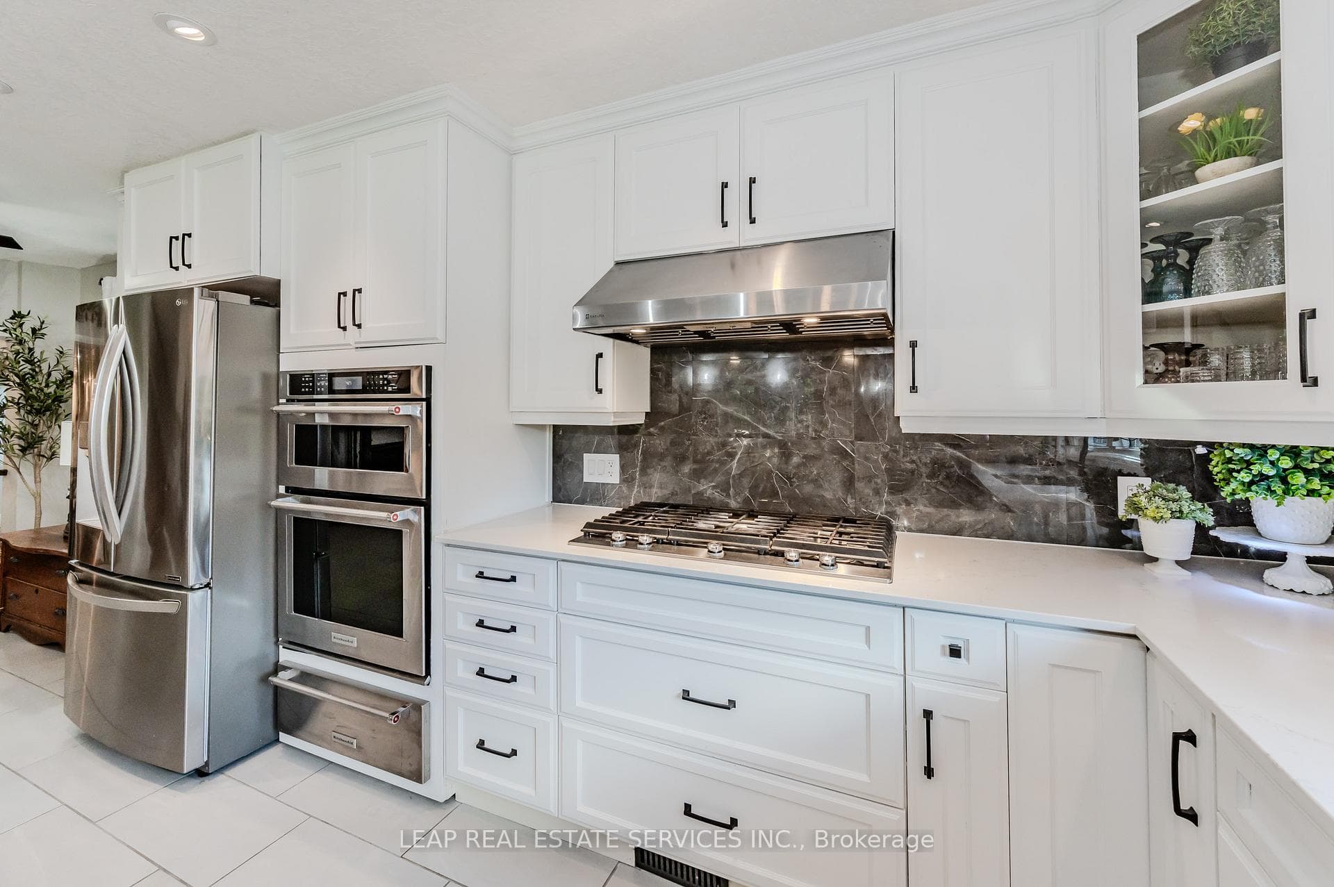 1515 Mannheim Road photo 9