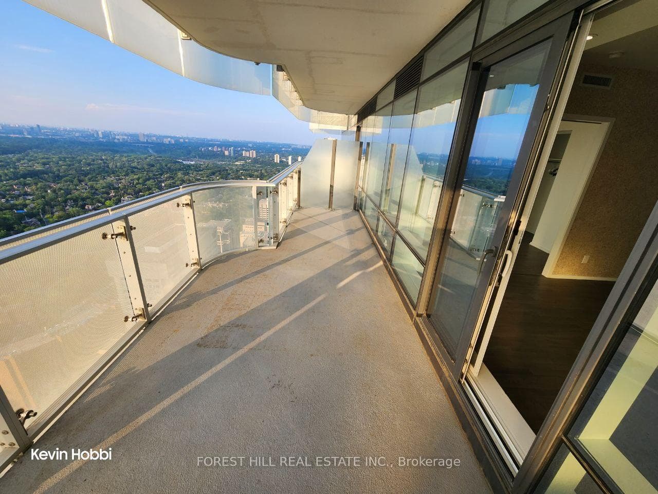 1 Bloor Street Unit 5210 photo 20