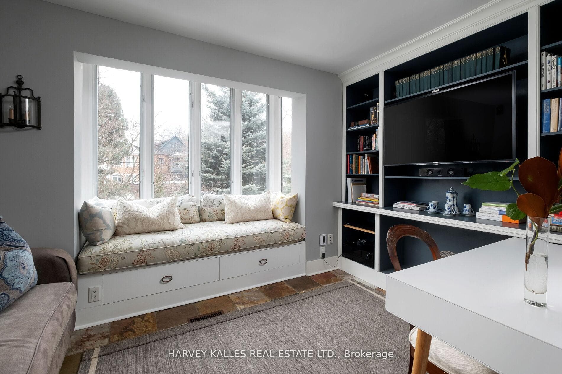 296 Glen Road photo 24