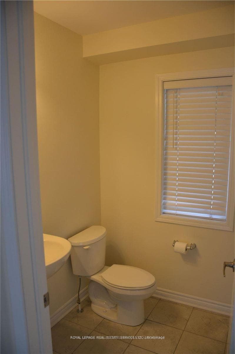 98 Mcmonies Drive photo 5