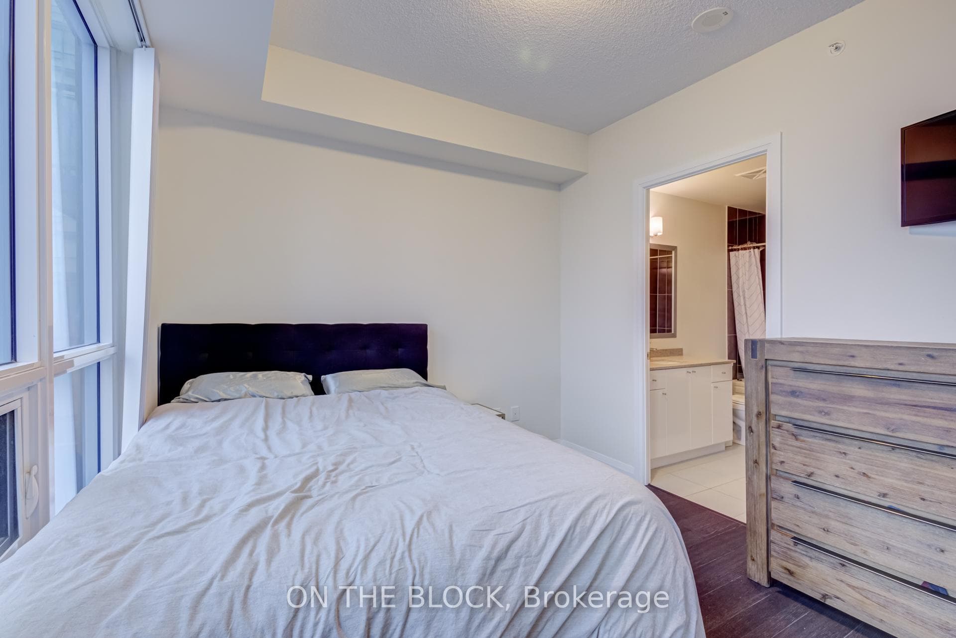 5033 Four Springs Avenue Unit 0417 photo 18