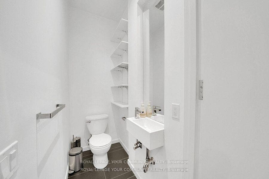 257 Roxton Road photo 15