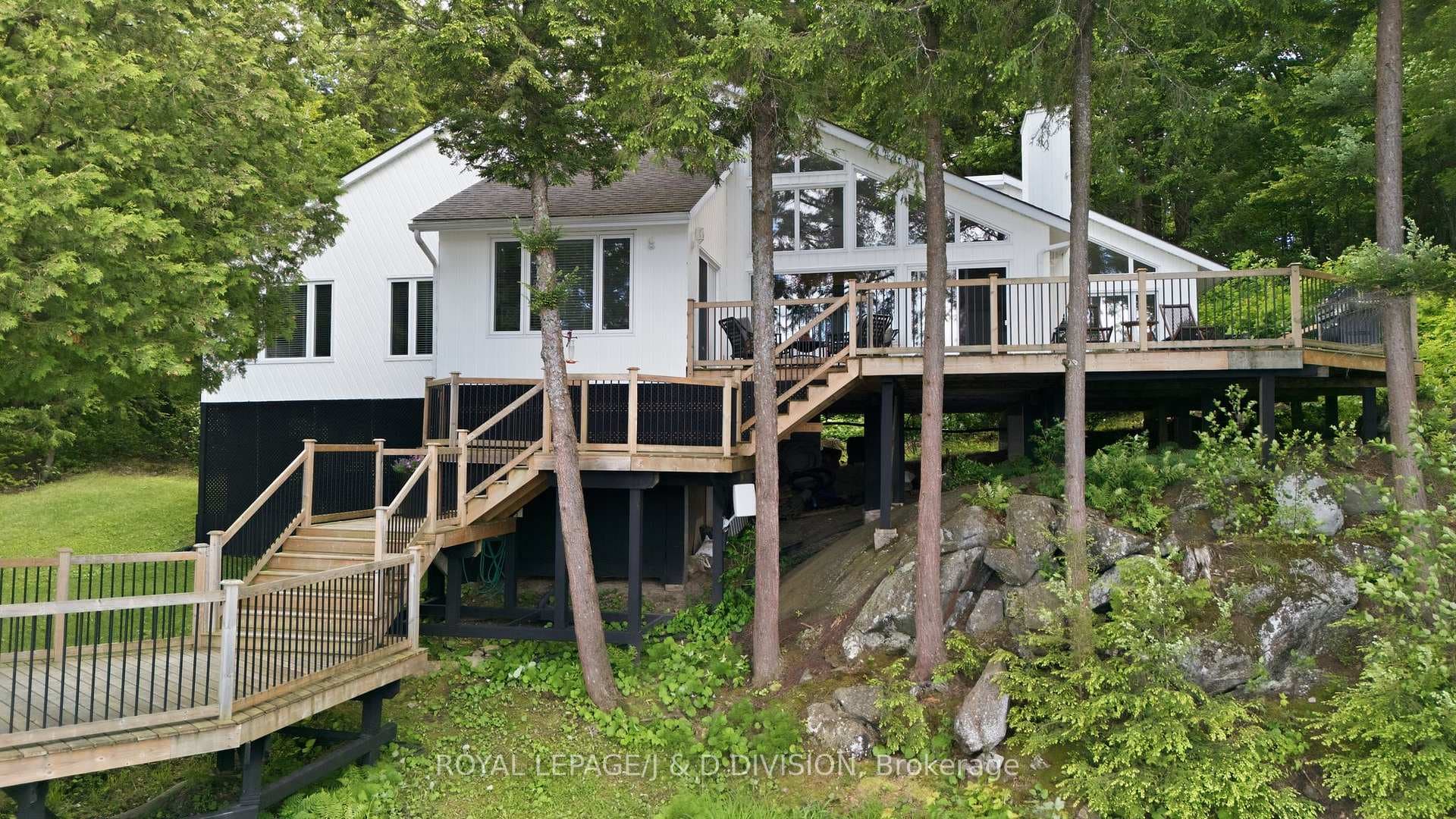 200 Blackstone Lake Water N/A photo 1