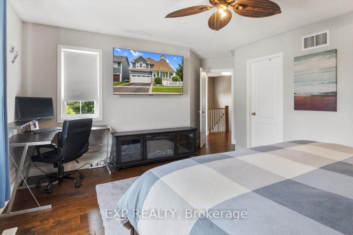 106 Port Of Newcastle Drive photo 23