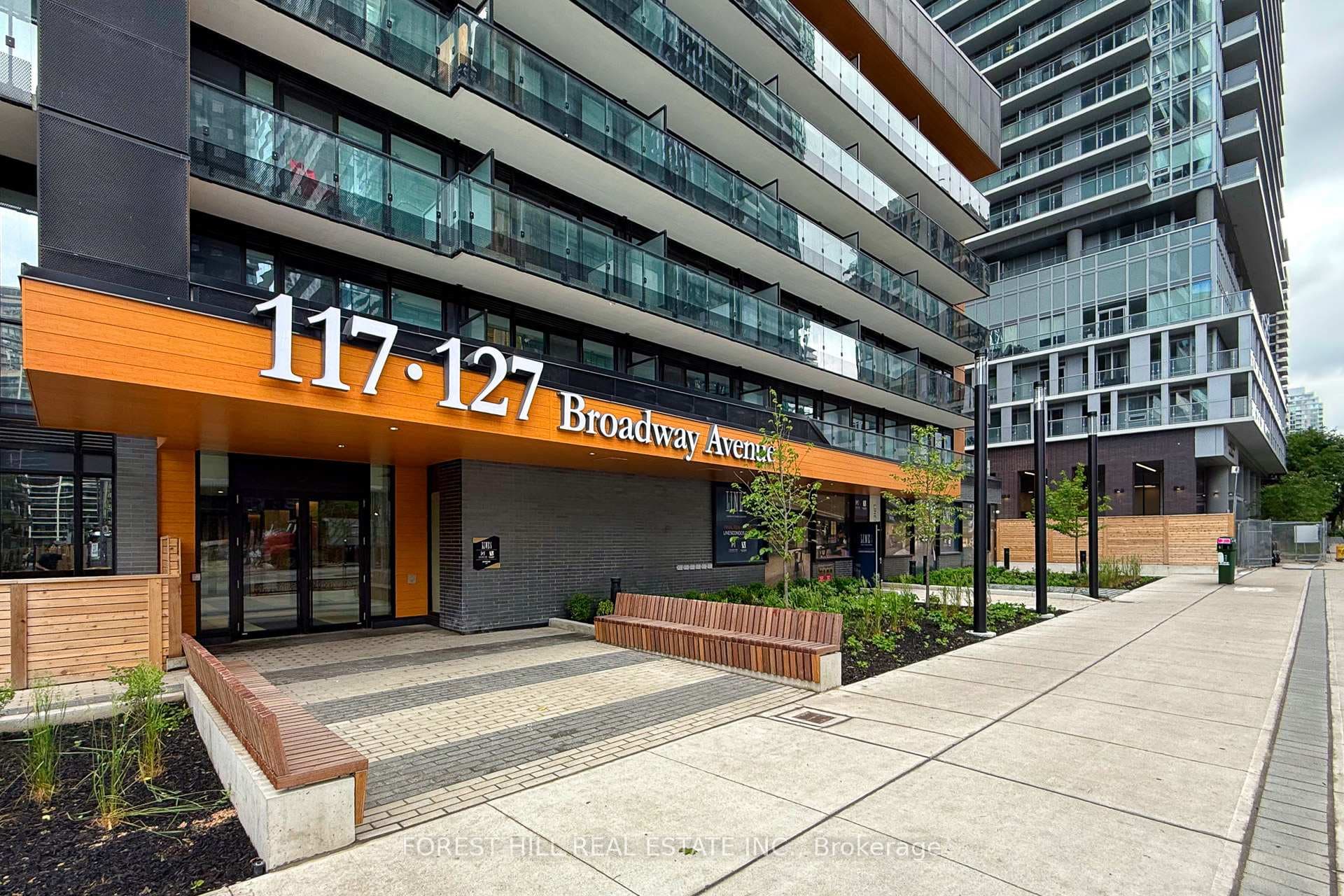 117 Broadway Avenue Unit 1402 photo 31