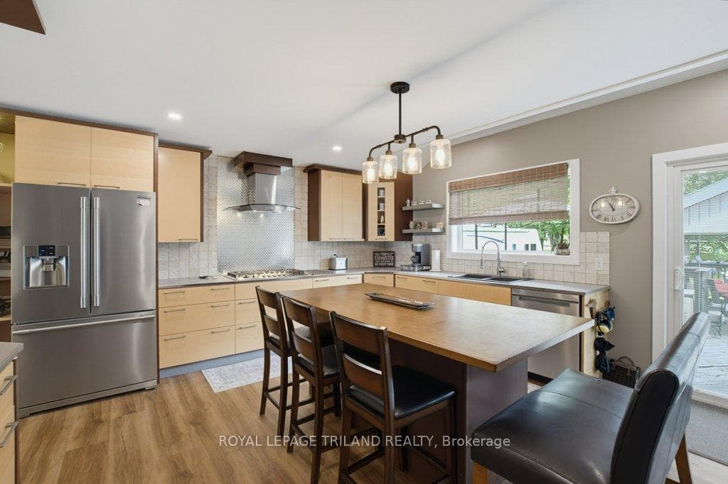 185 Centennial Avenue photo 18