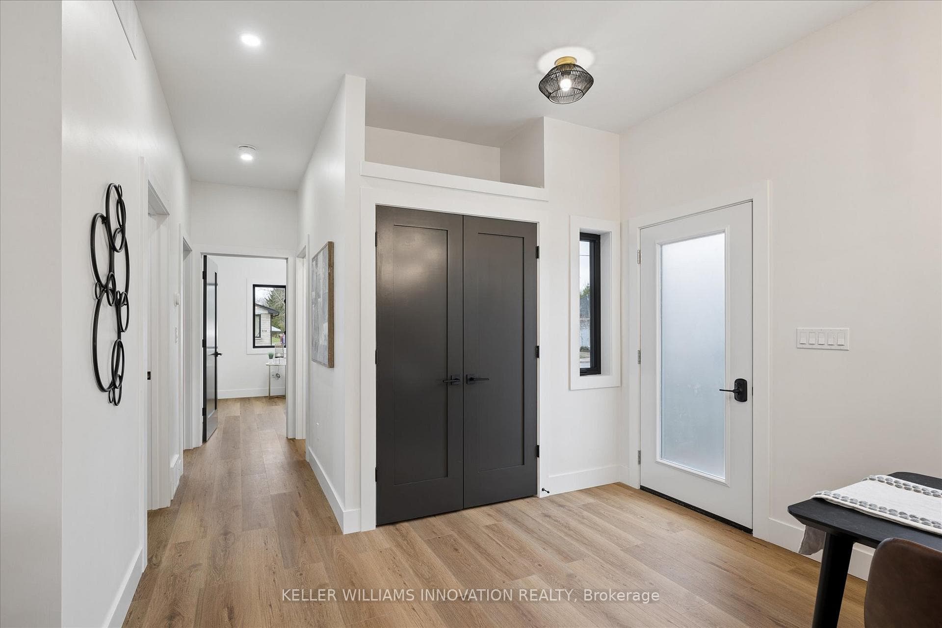 215 Winstanley Street photo 6