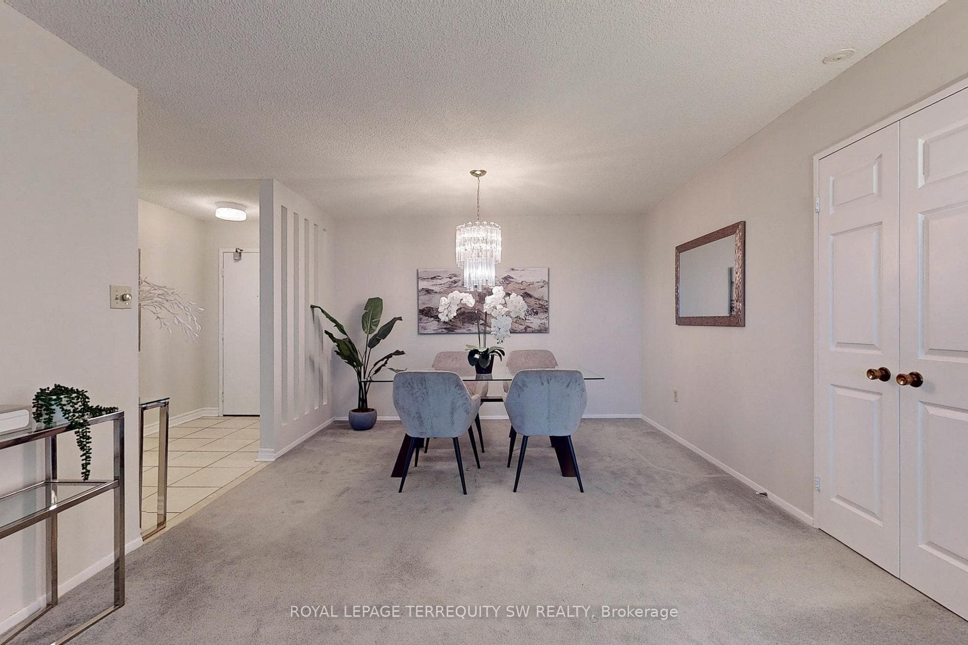 2330 Bridletowne Circle Unit 708 photo 8