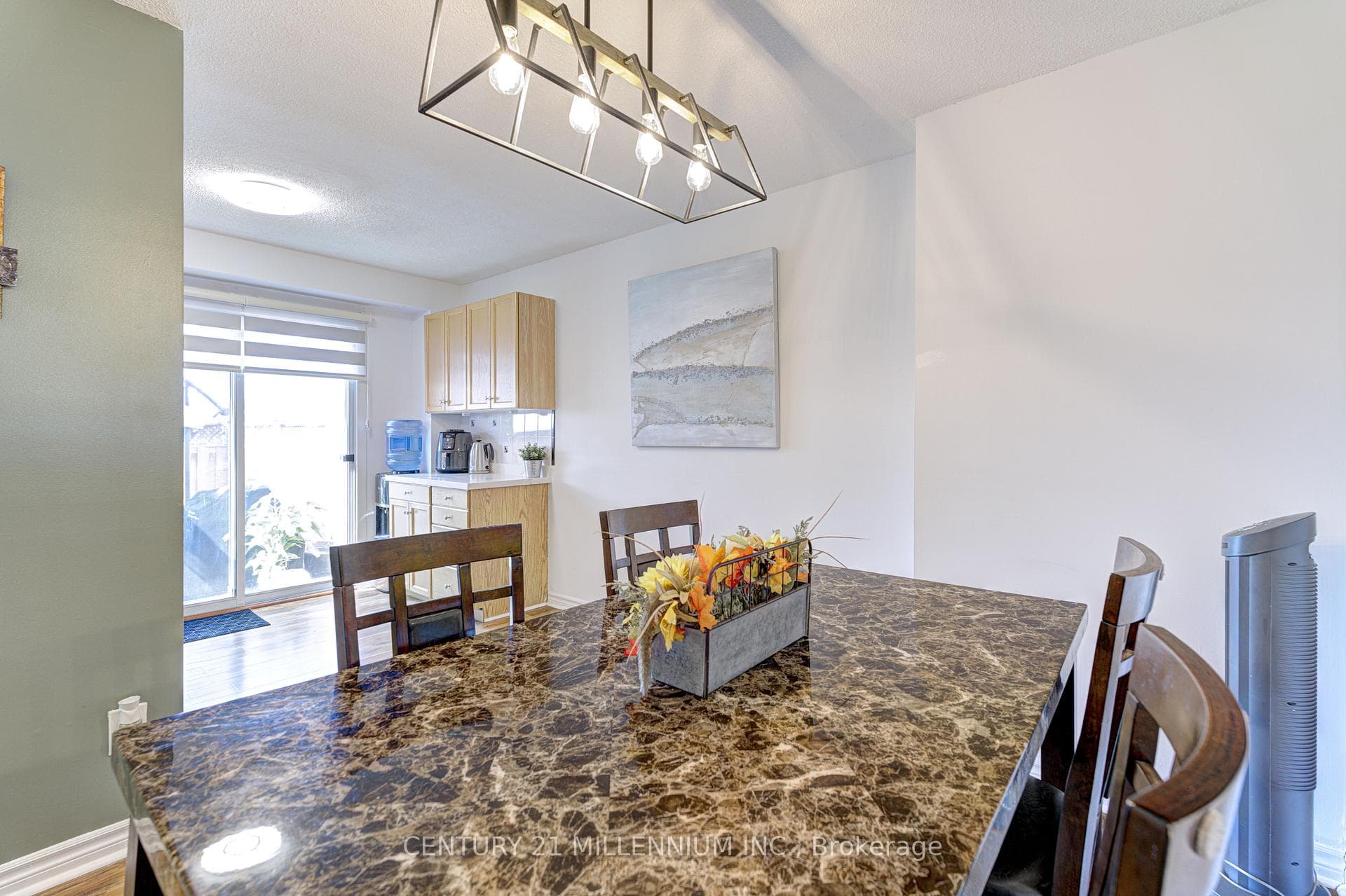 235 Bronte Street Unit 10 photo 10