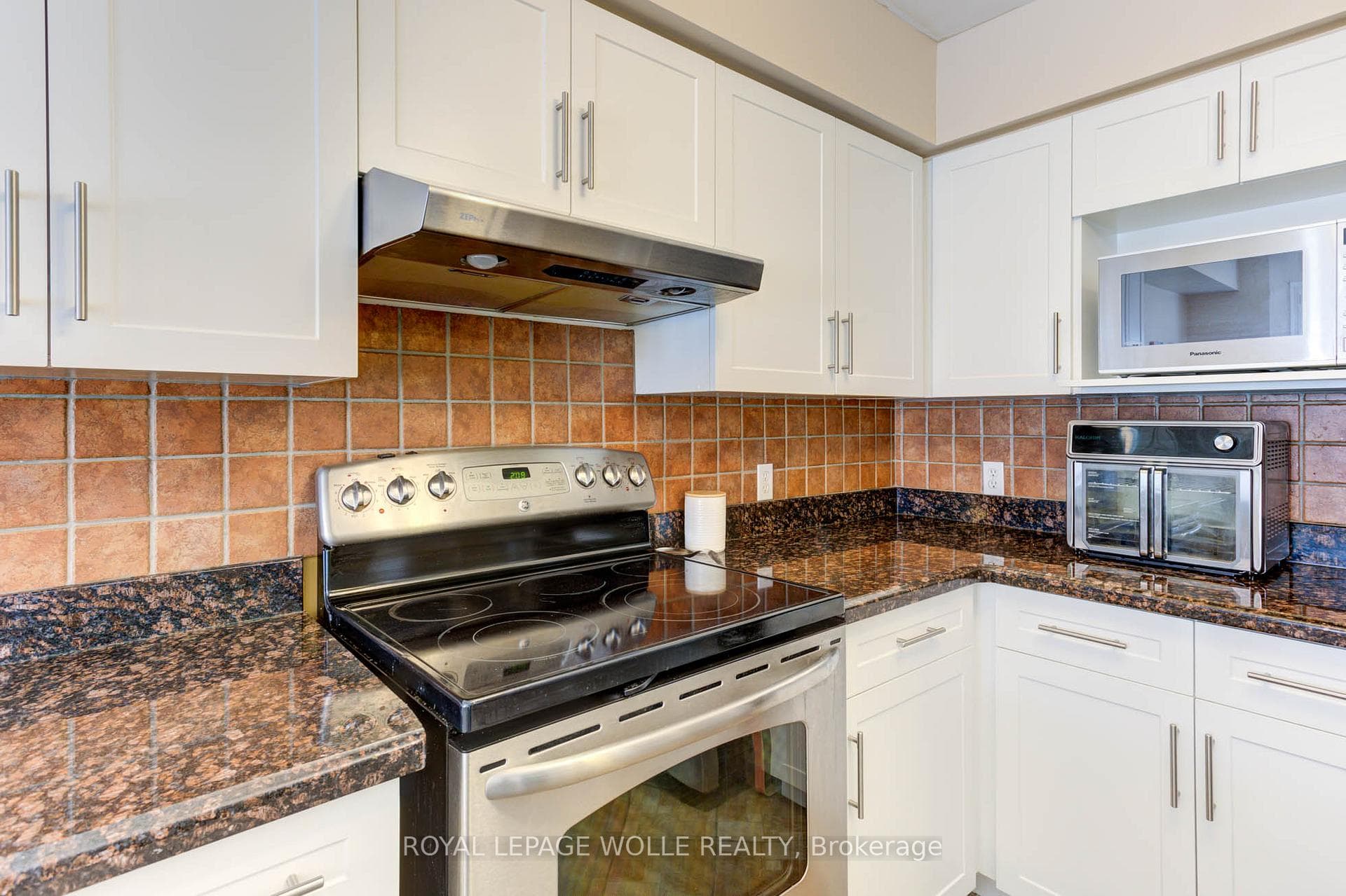 199 Saginaw Parkway Unit 22 photo 18