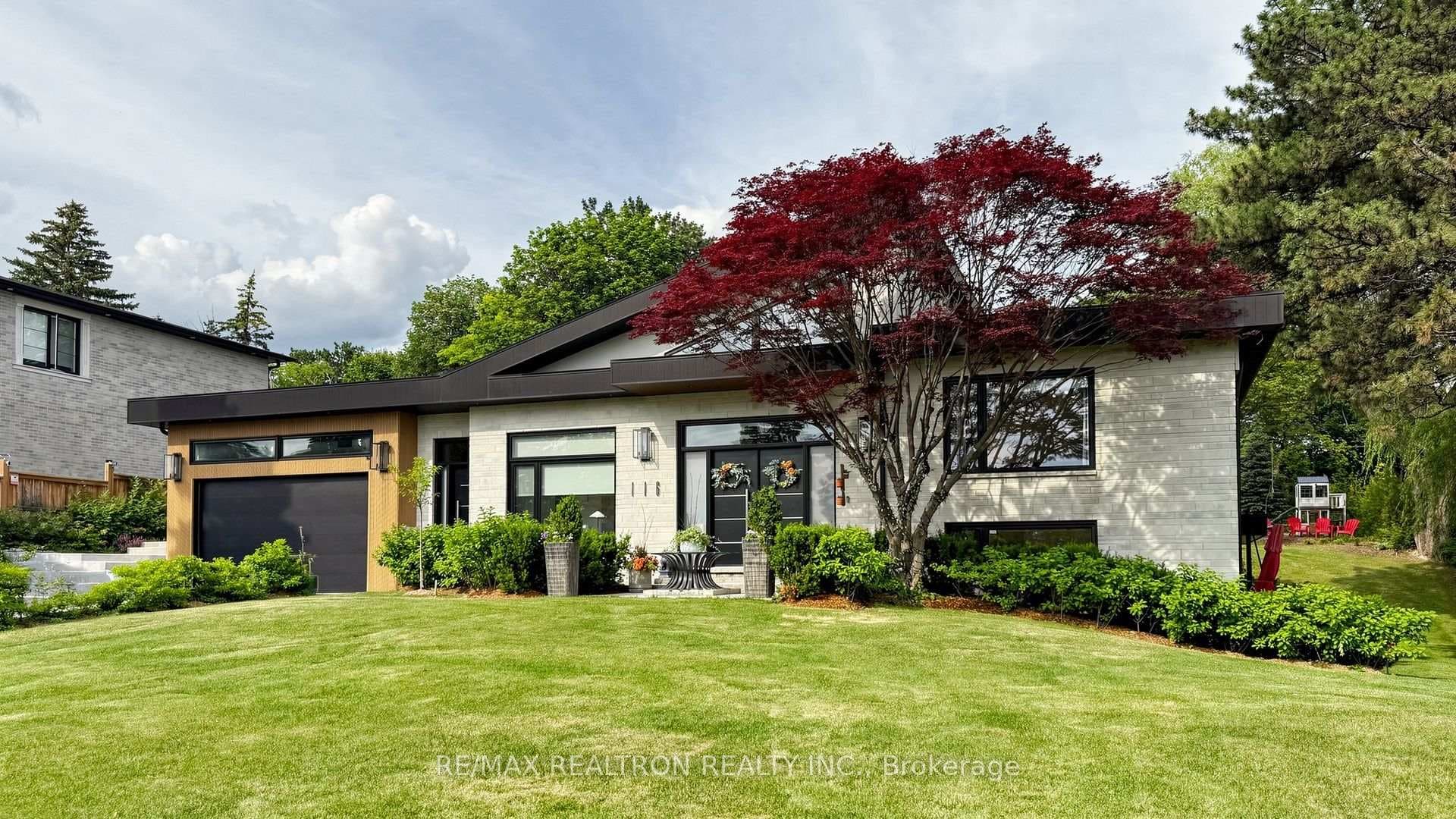 116 Laurentide Drive photo 1