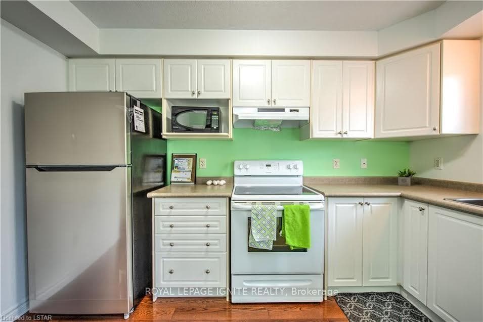 3320 Meadowgate Boulevard Unit 240 photo 12