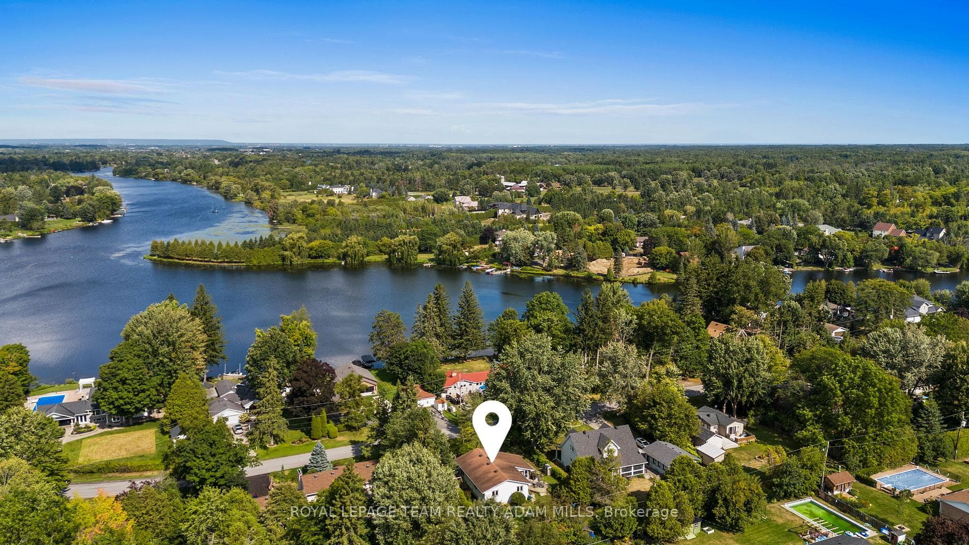 1095 Boucher Crescent photo 47