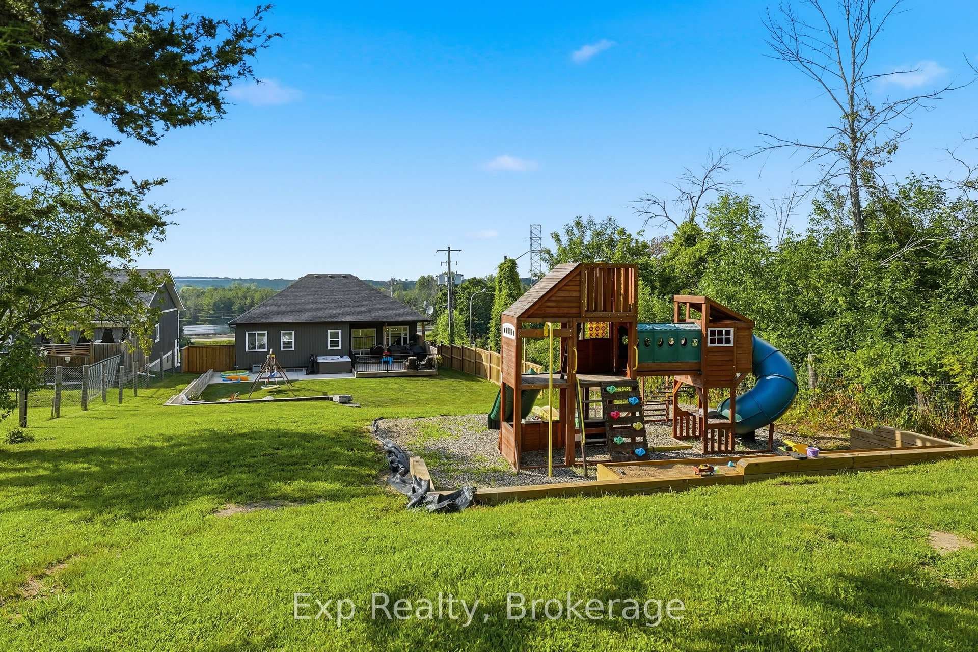 818 Palace Road photo 43