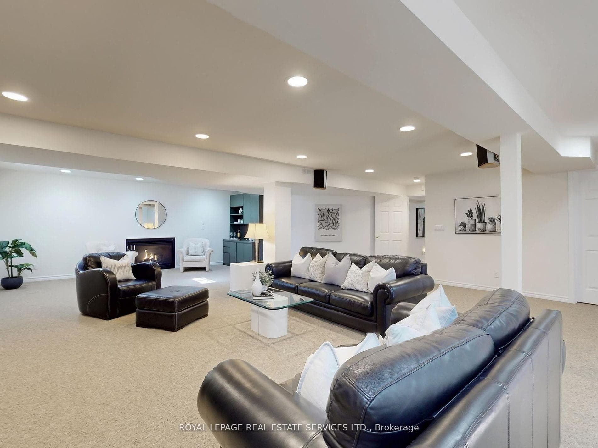 26 Langtry Place photo 36
