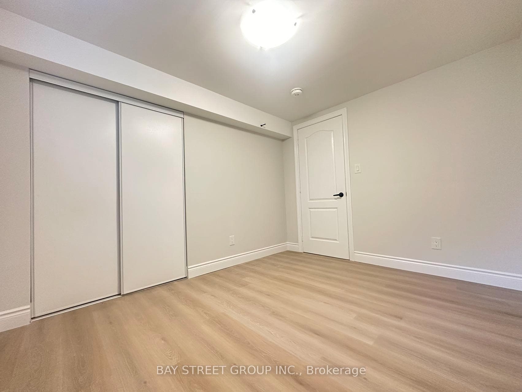 180 Rose Street Unit Basemt photo 14
