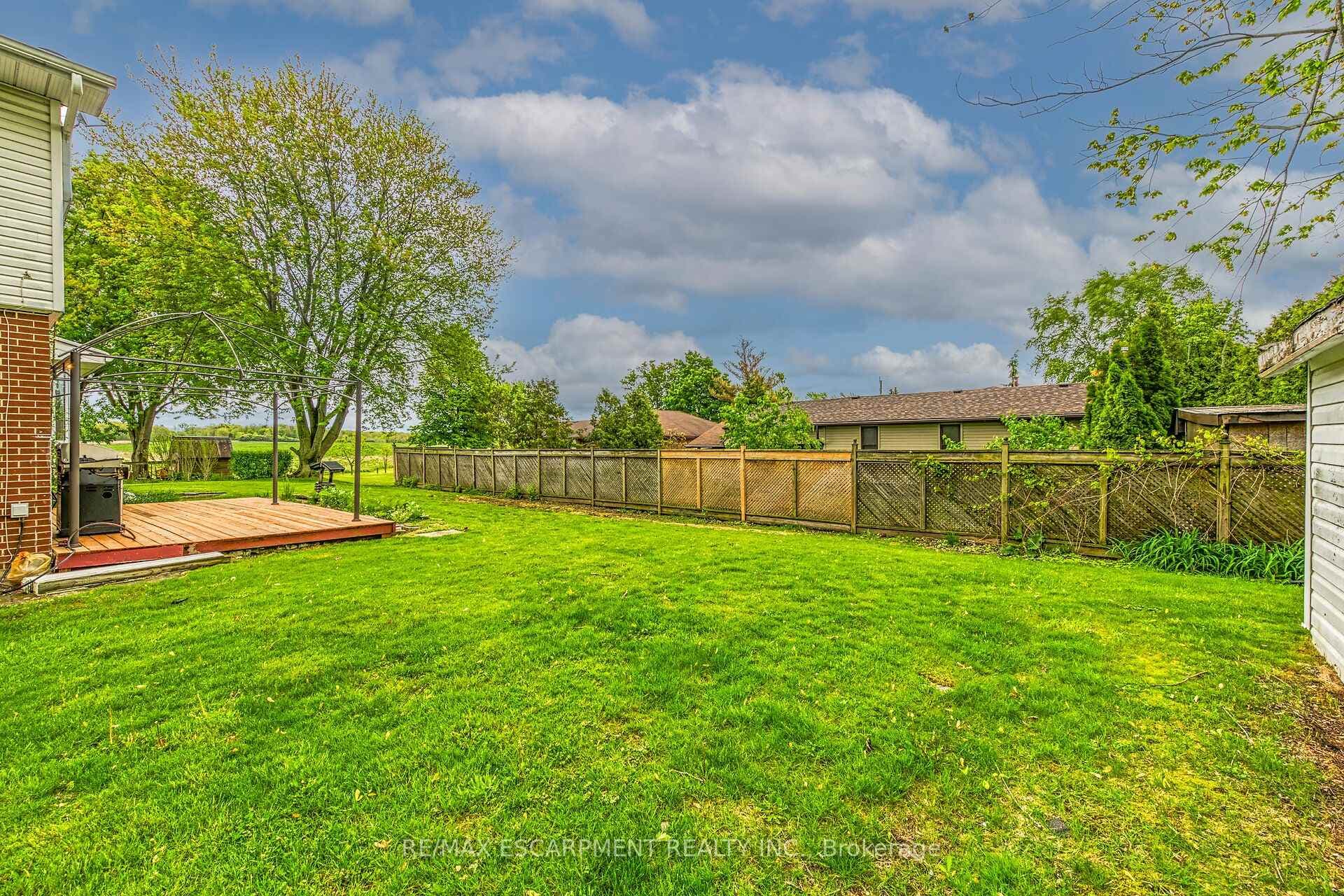 42 Nelles Street photo 40