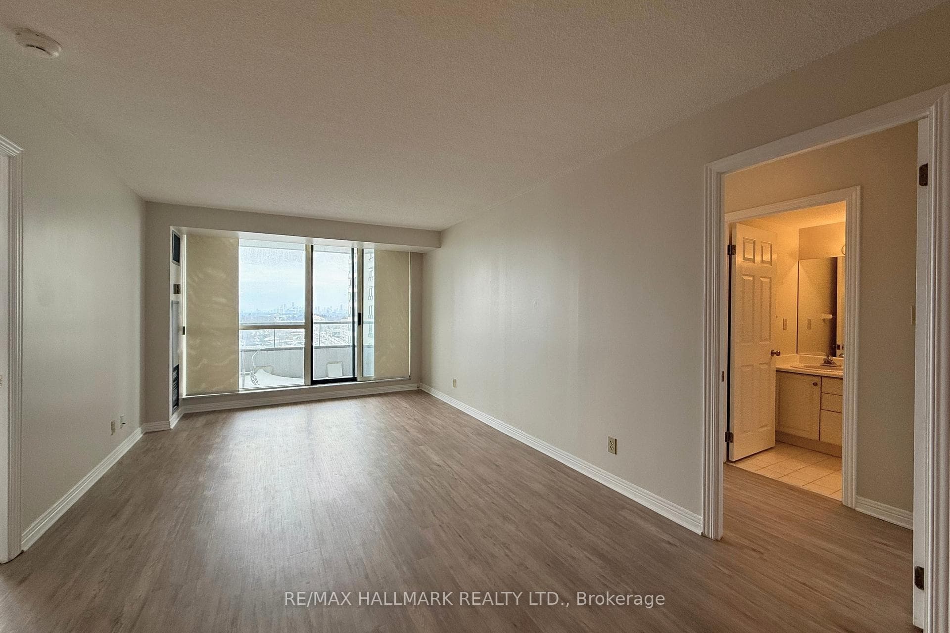 1 Aberfoyle Crescent Unit 1212 photo 8