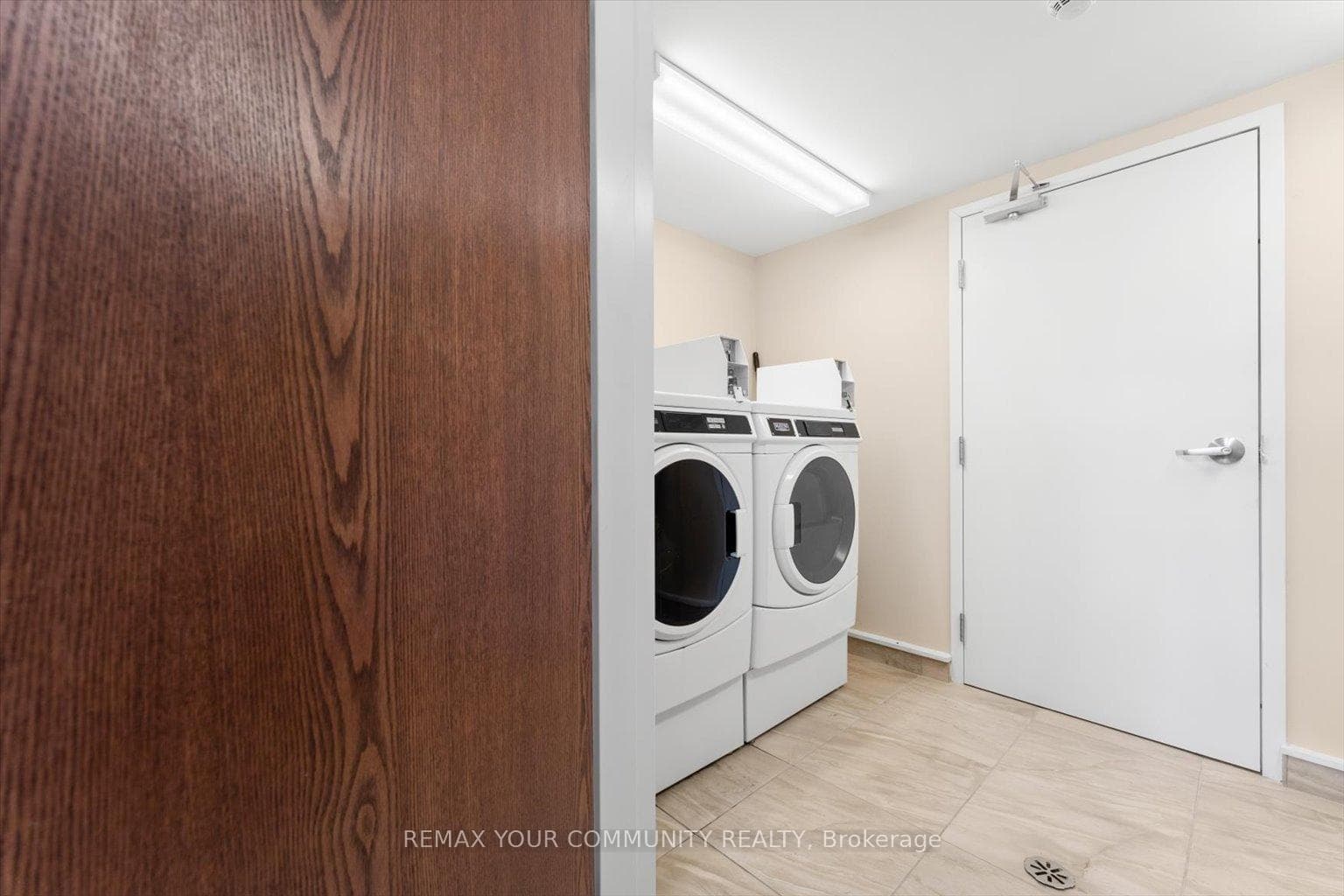 443 Timothy Laundry Room