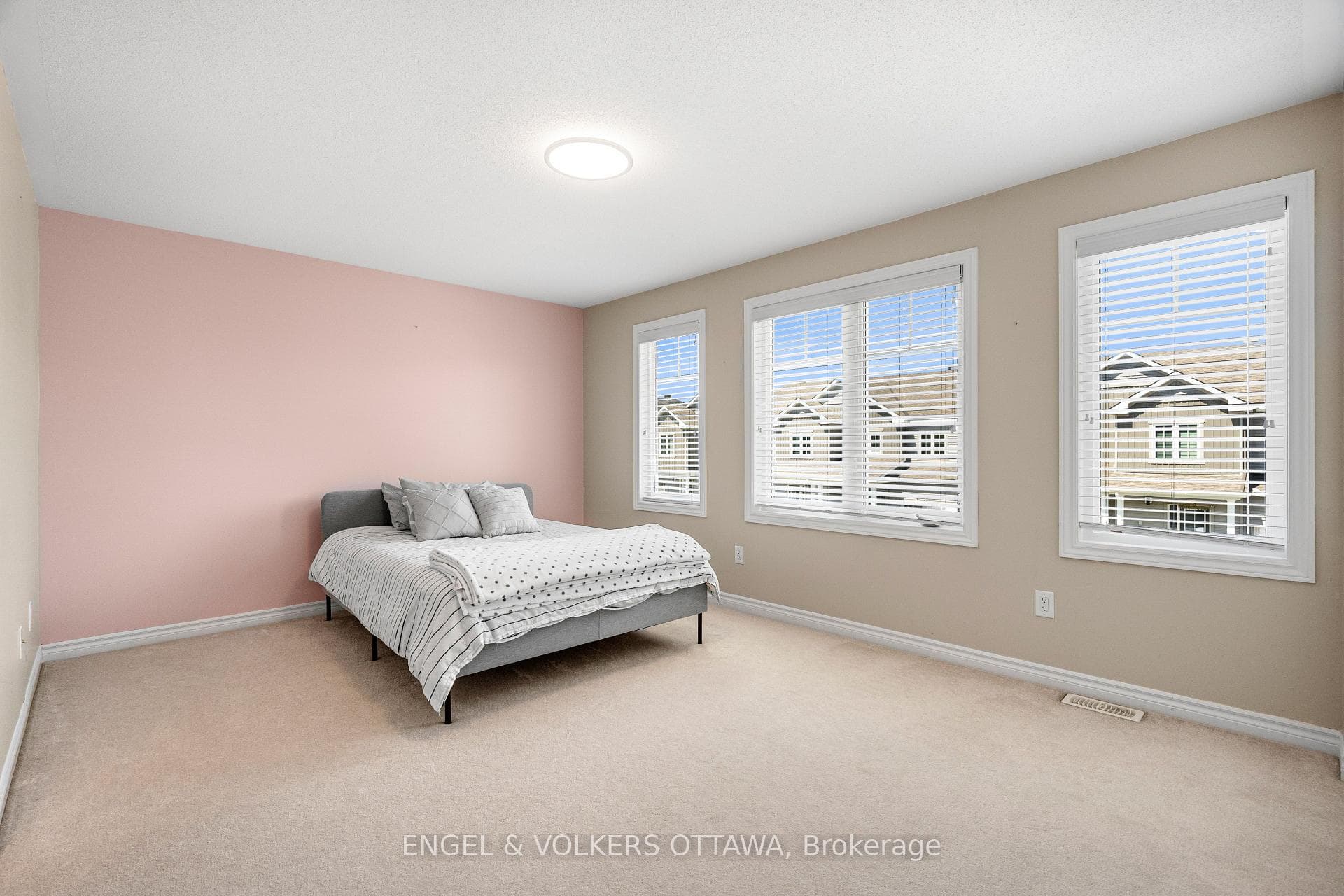 520 Brigatine Avenue photo 20