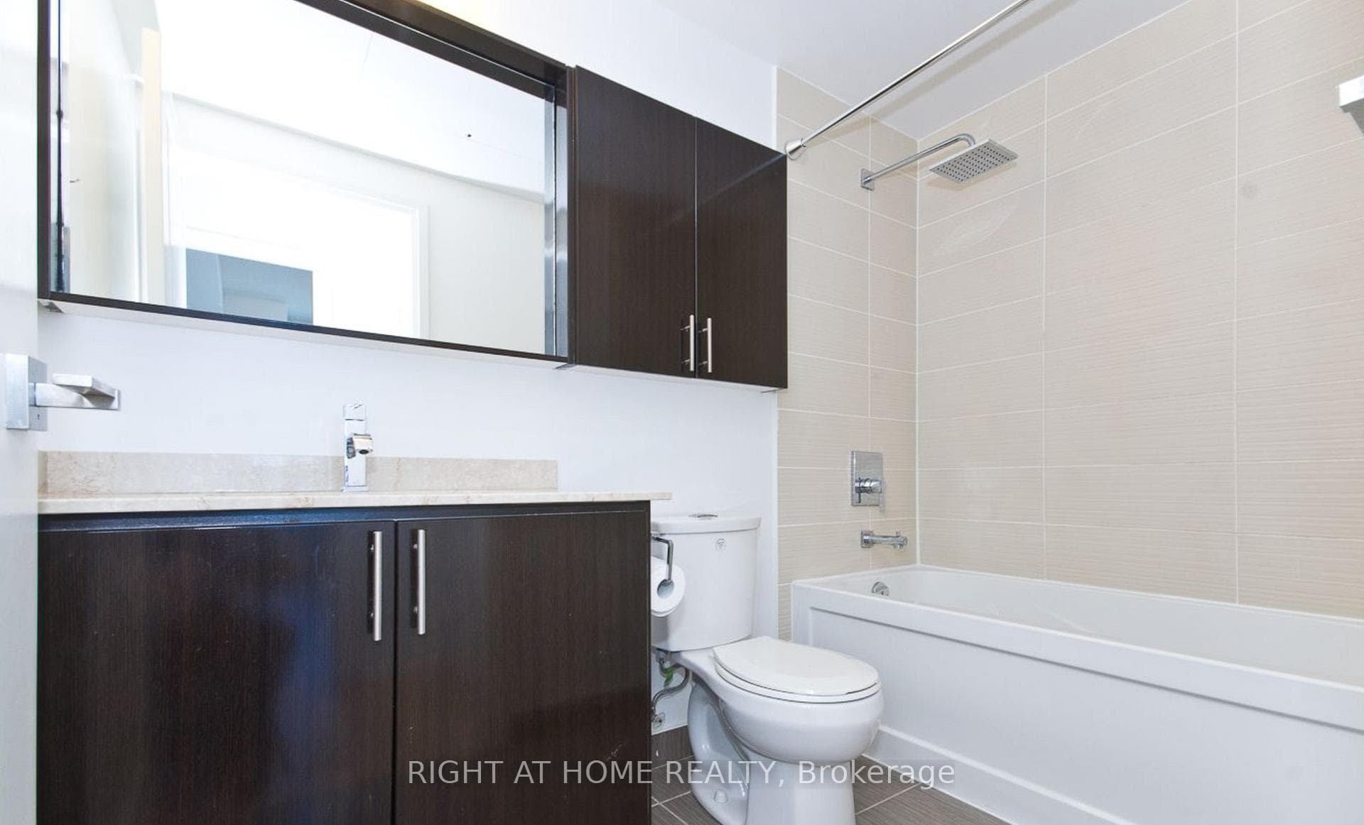 7171 Yonge Street Unit 637 photo 11
