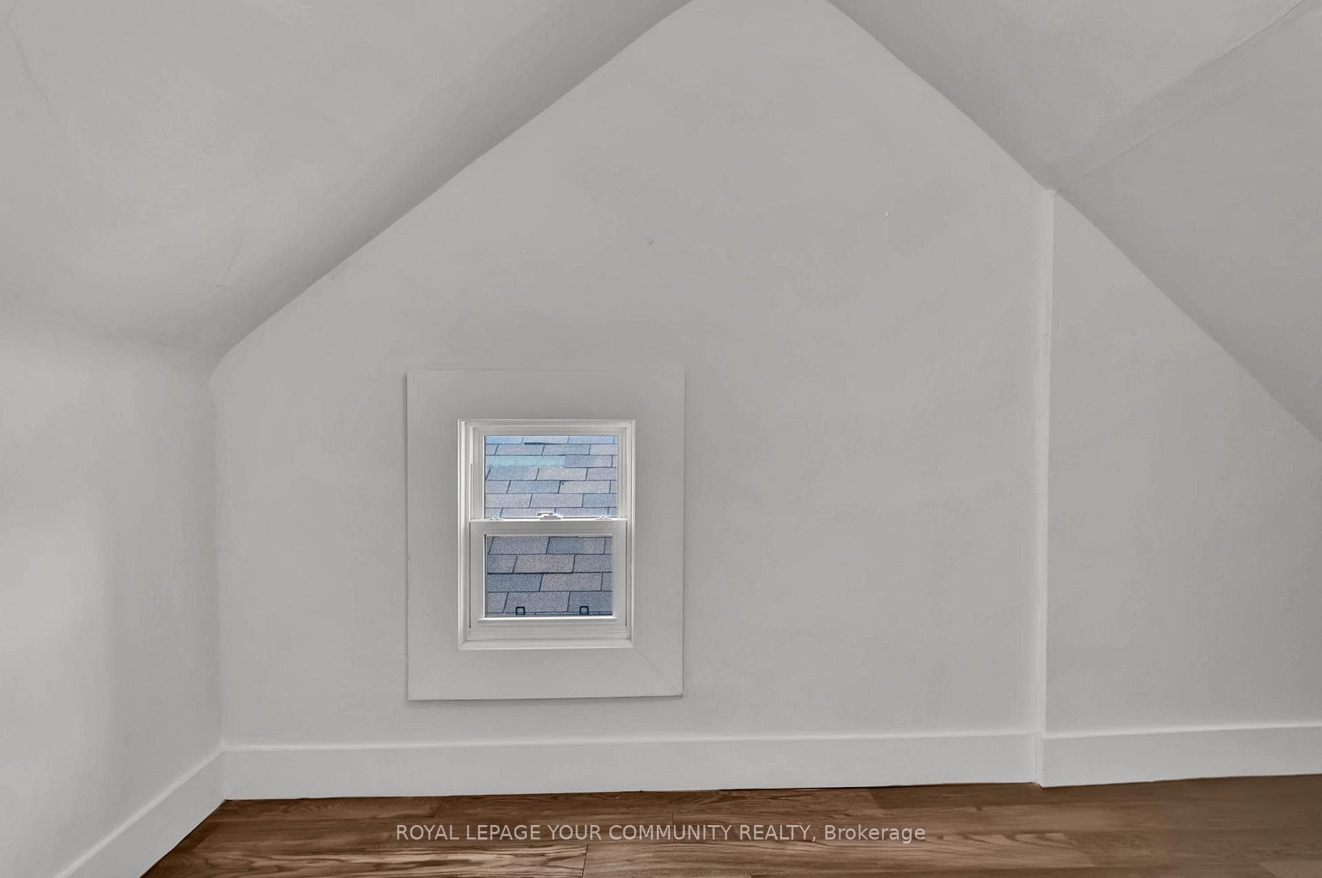 58 Ashbury Avenue photo 31