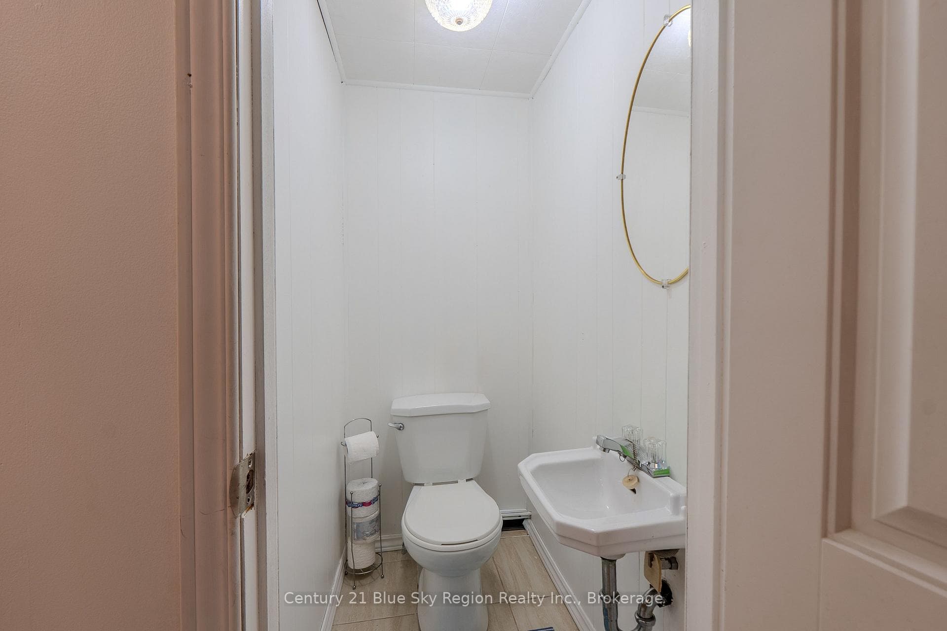 245 Michener Drive photo 43