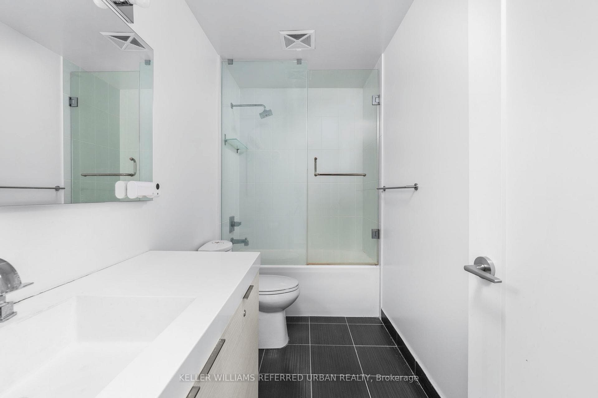 318 Richmond Street Unit 2307 photo 12