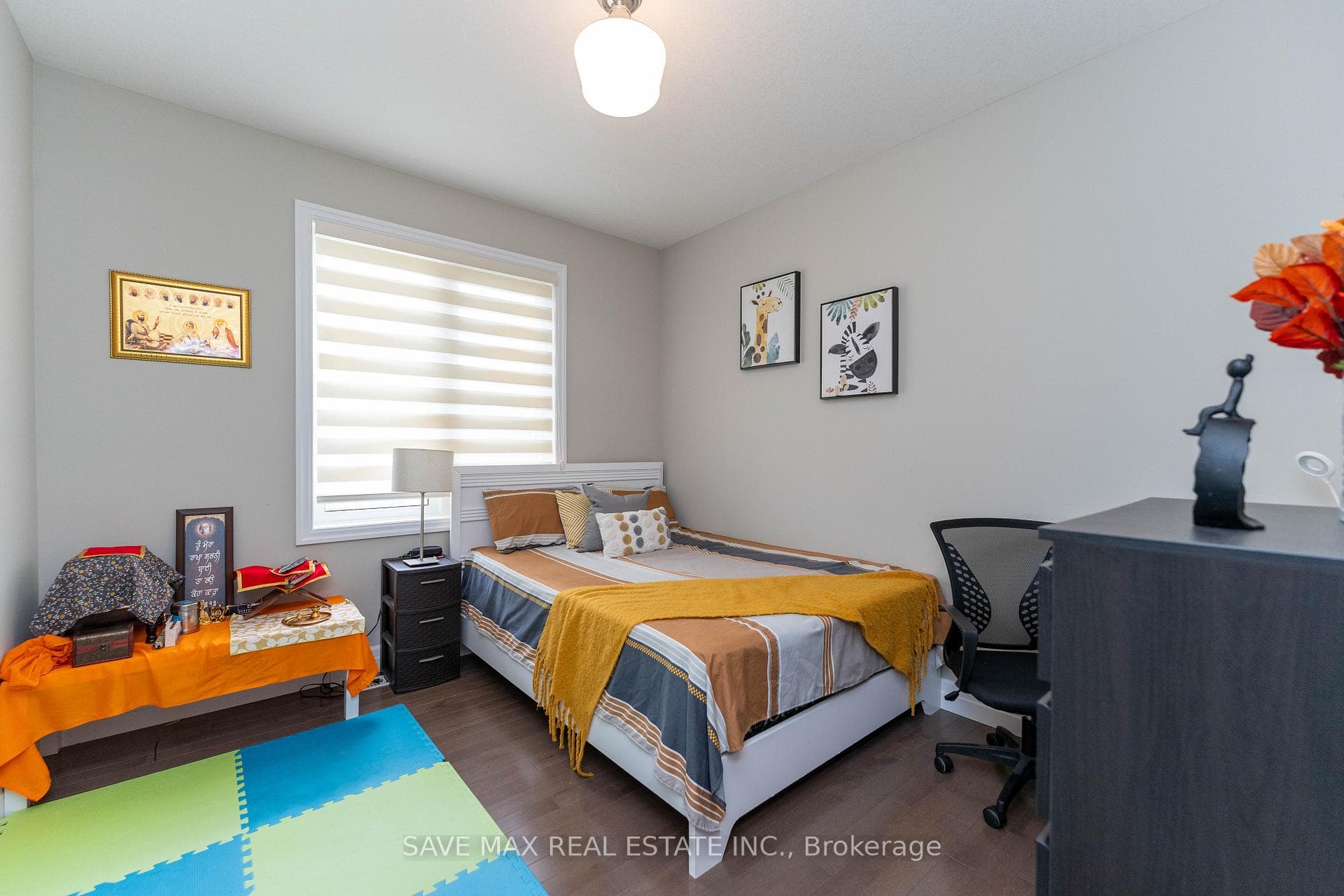 56 BURTON Street photo 19