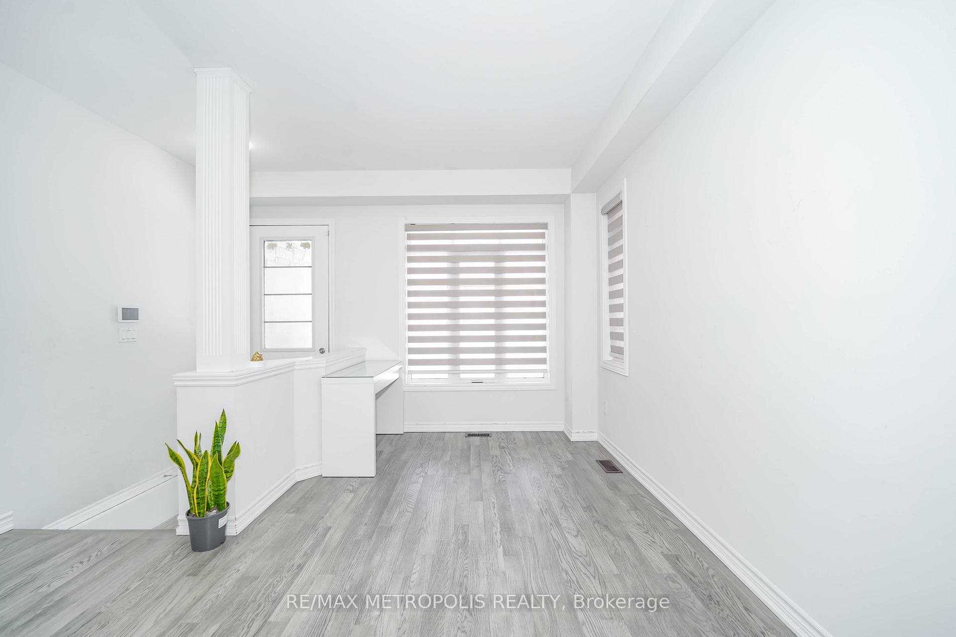 17 Hickling Lane photo 8