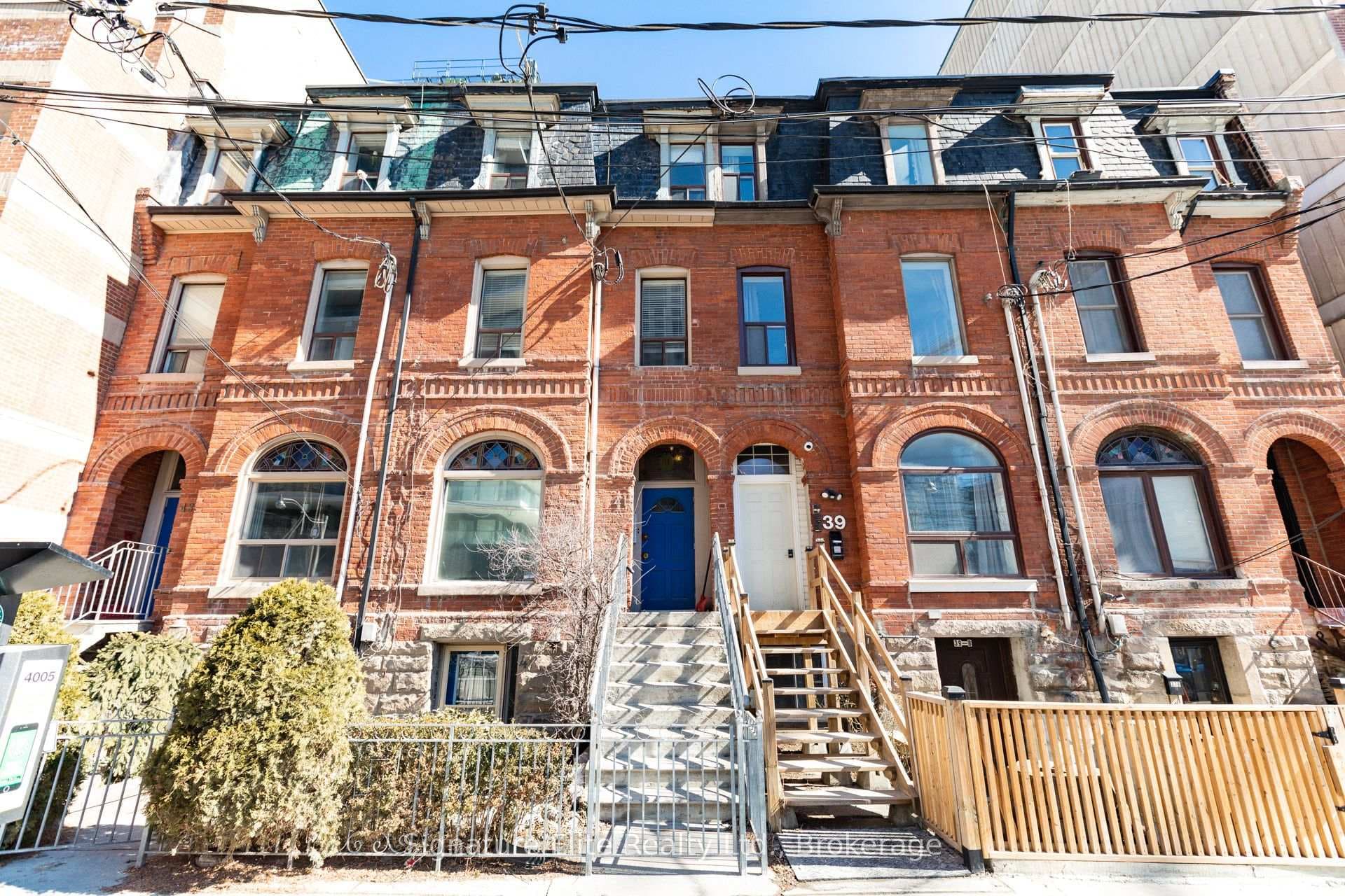 41 Mutual Street Unit 2 photo 17
