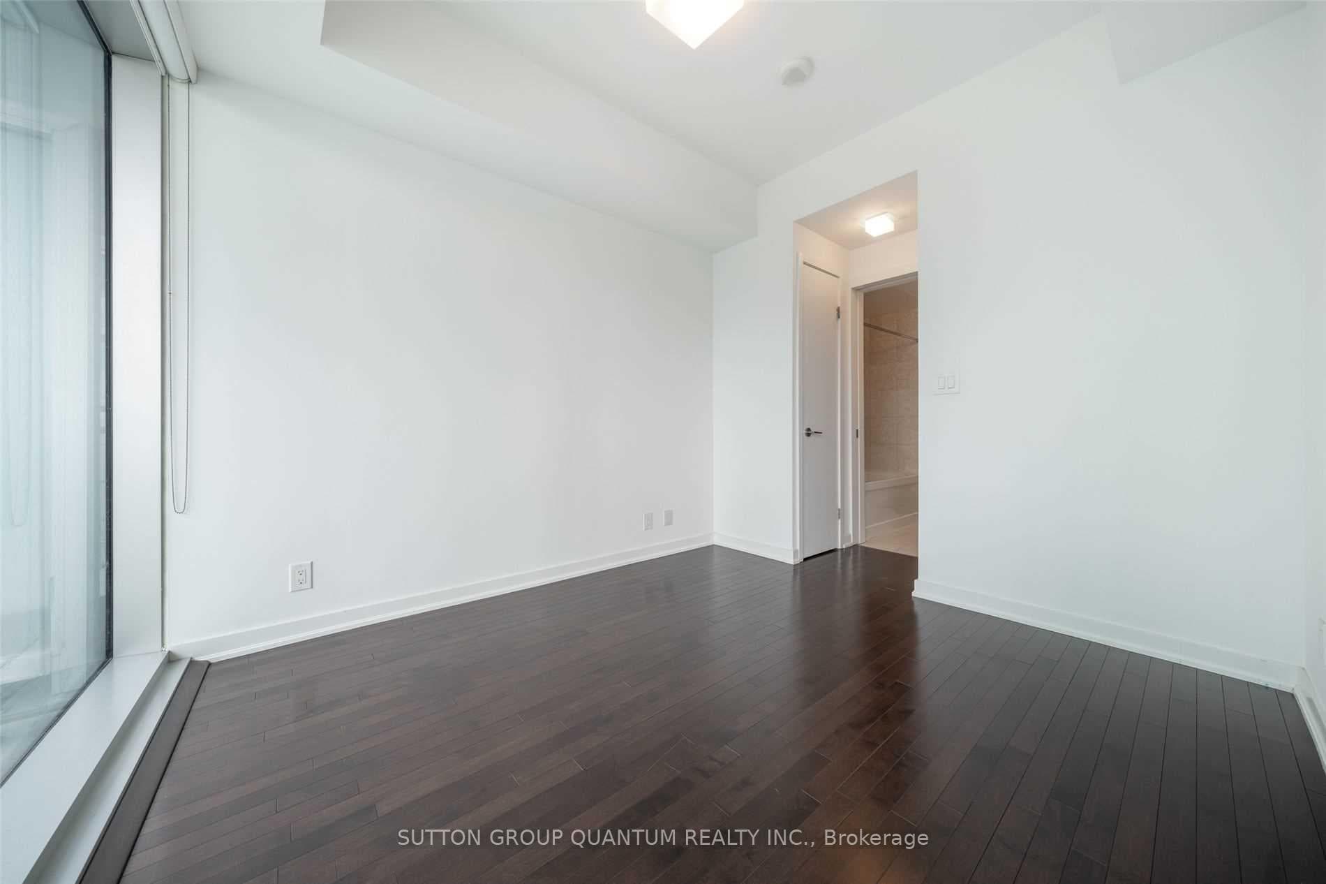 12 York Street Unit 3809 photo 11