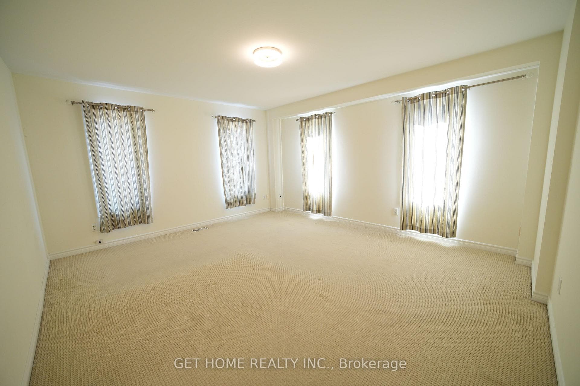 840 Dundas Street Unit 25 photo 16