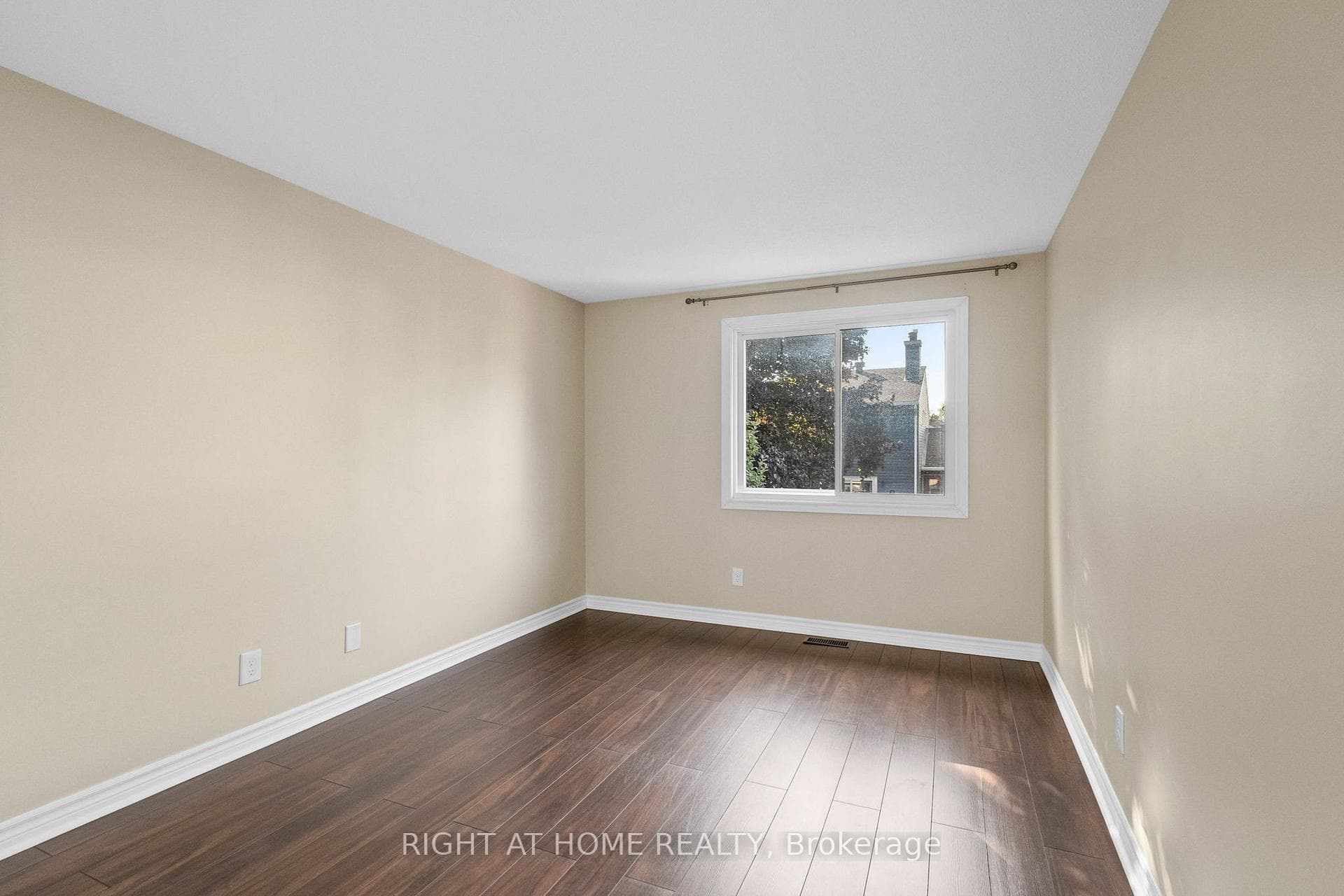 235 THISTLEDOWN Court photo 24