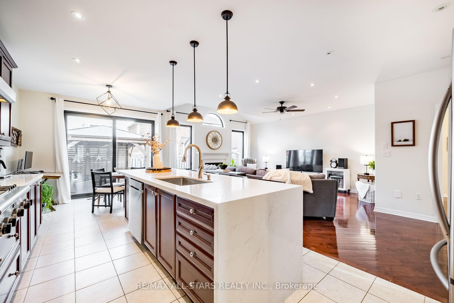 138 Stephensbrook Circle photo 10
