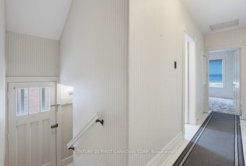 243 Tecumseh Avenue photo 23
