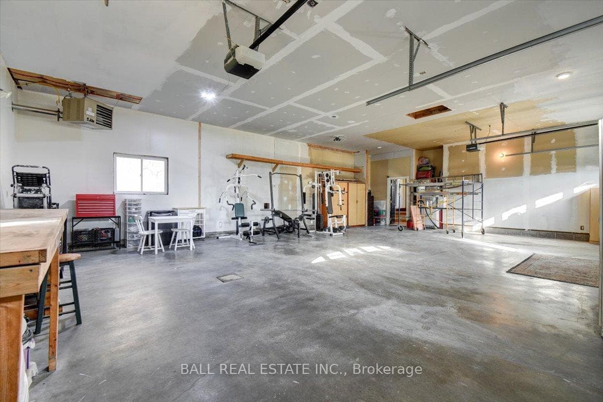 601 Airport Road photo 40