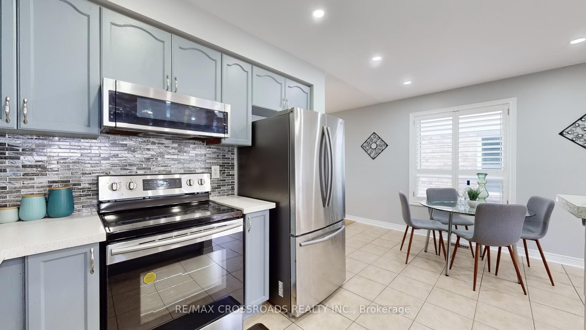 45 Tozer Crescent photo 15