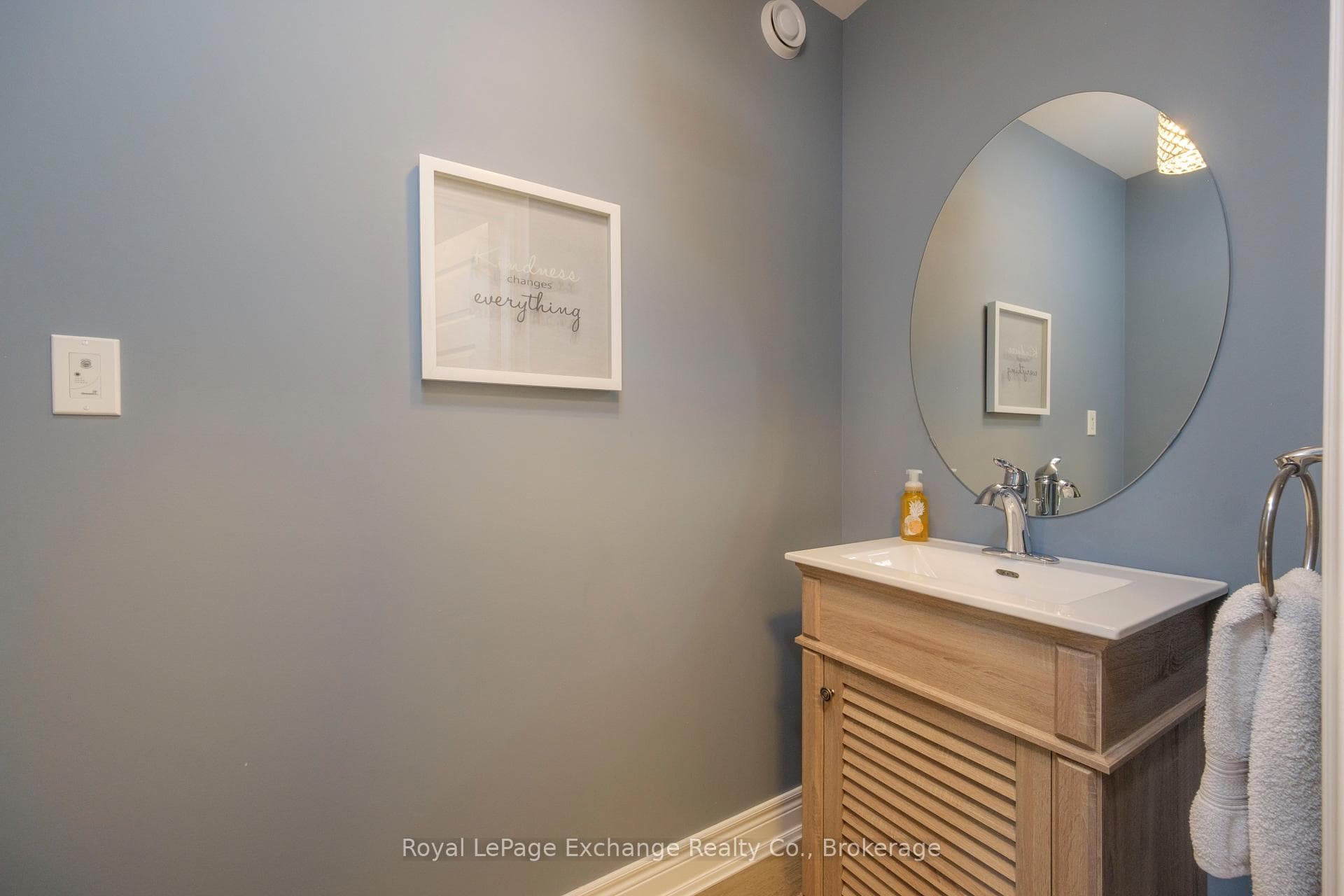 218 Wieck Boulevard photo 21