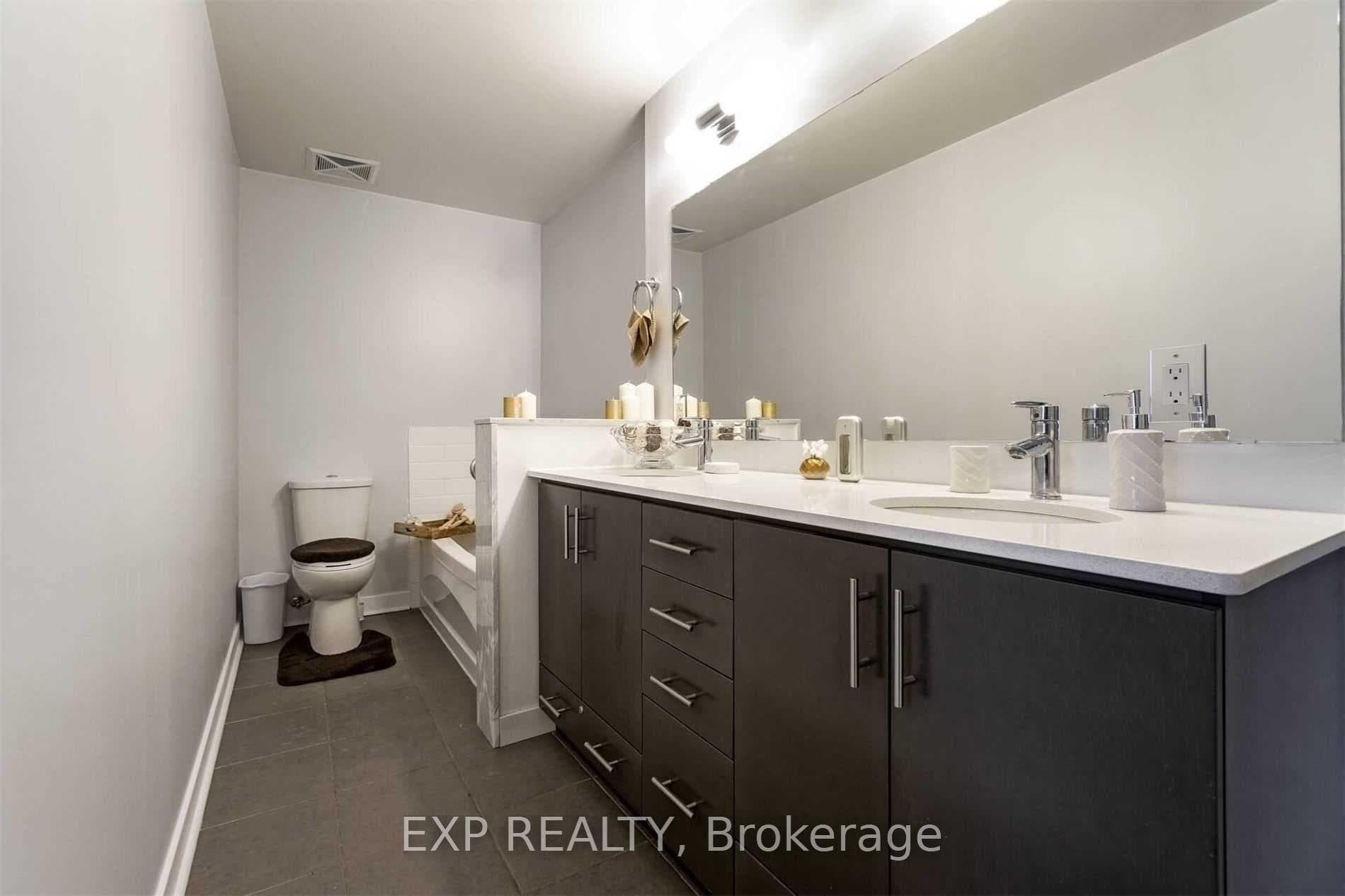 370 Square One Dr Drive Unit 19 photo 26