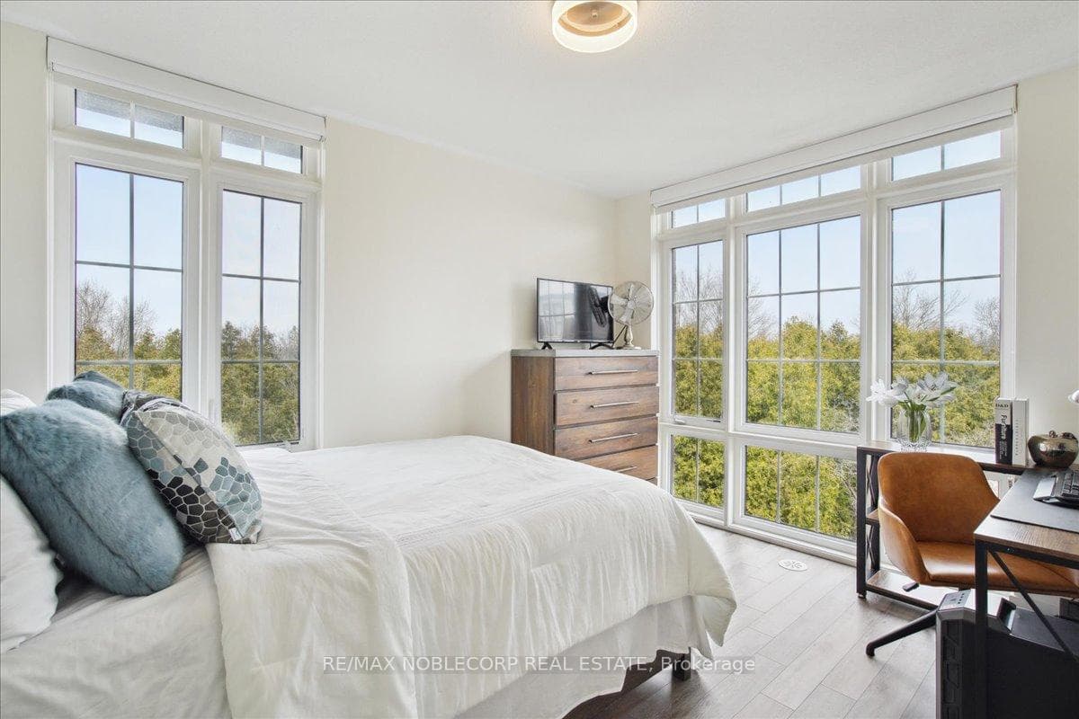 2 Linsmore Place Unit 300 photo 24