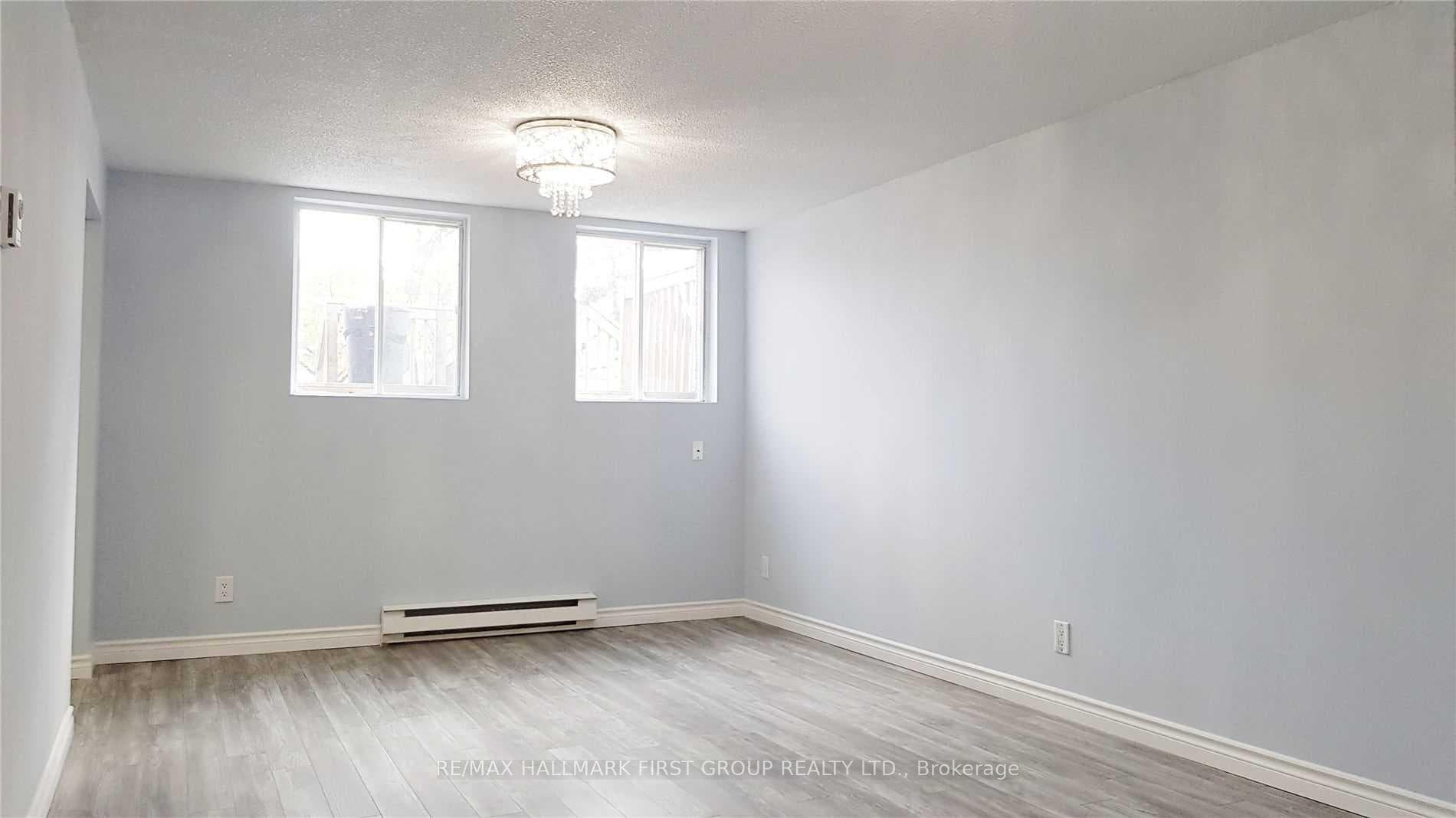 359 Buena Vista Avenue Unit Lower photo 4