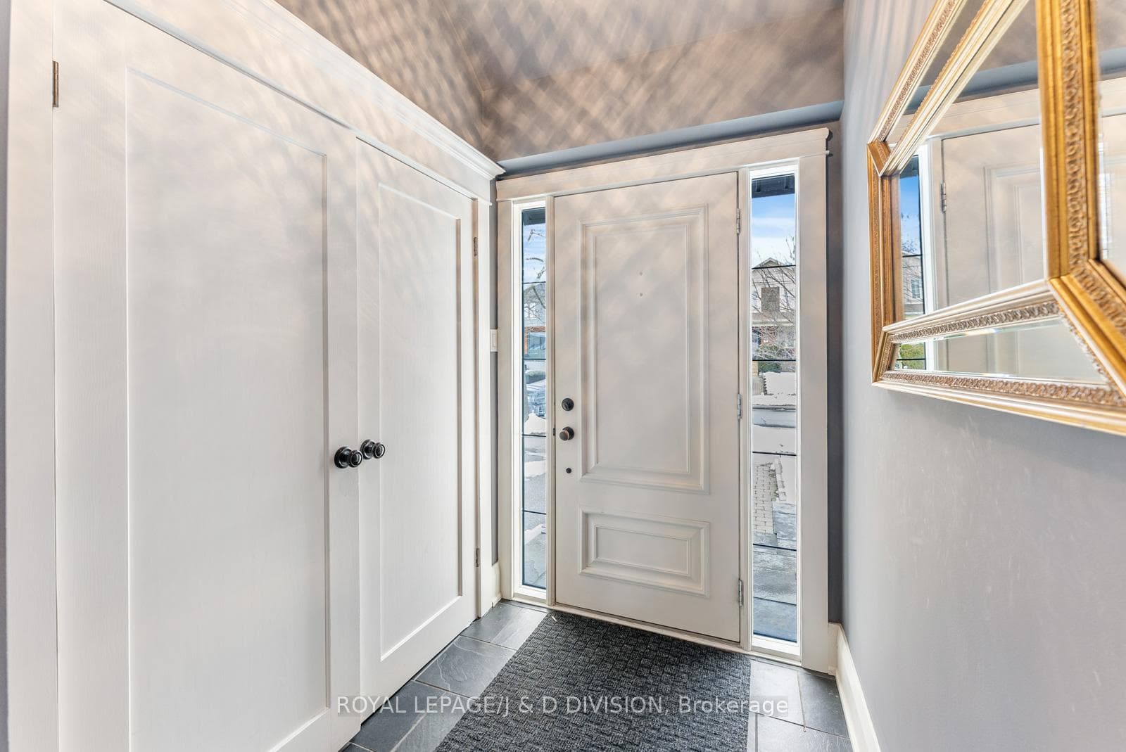 Dedicated Front Foyer with Closet