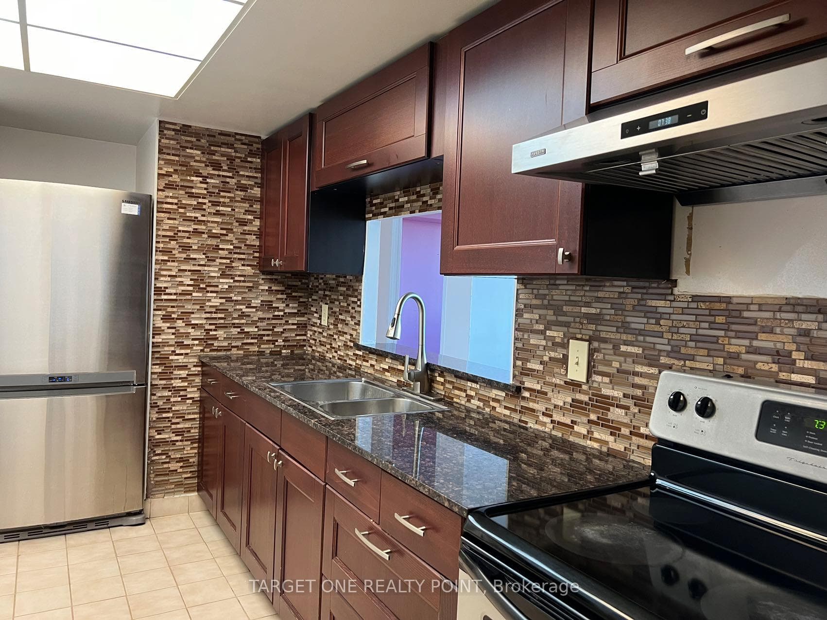 5765 Yonge Street Unit 1604 photo 6