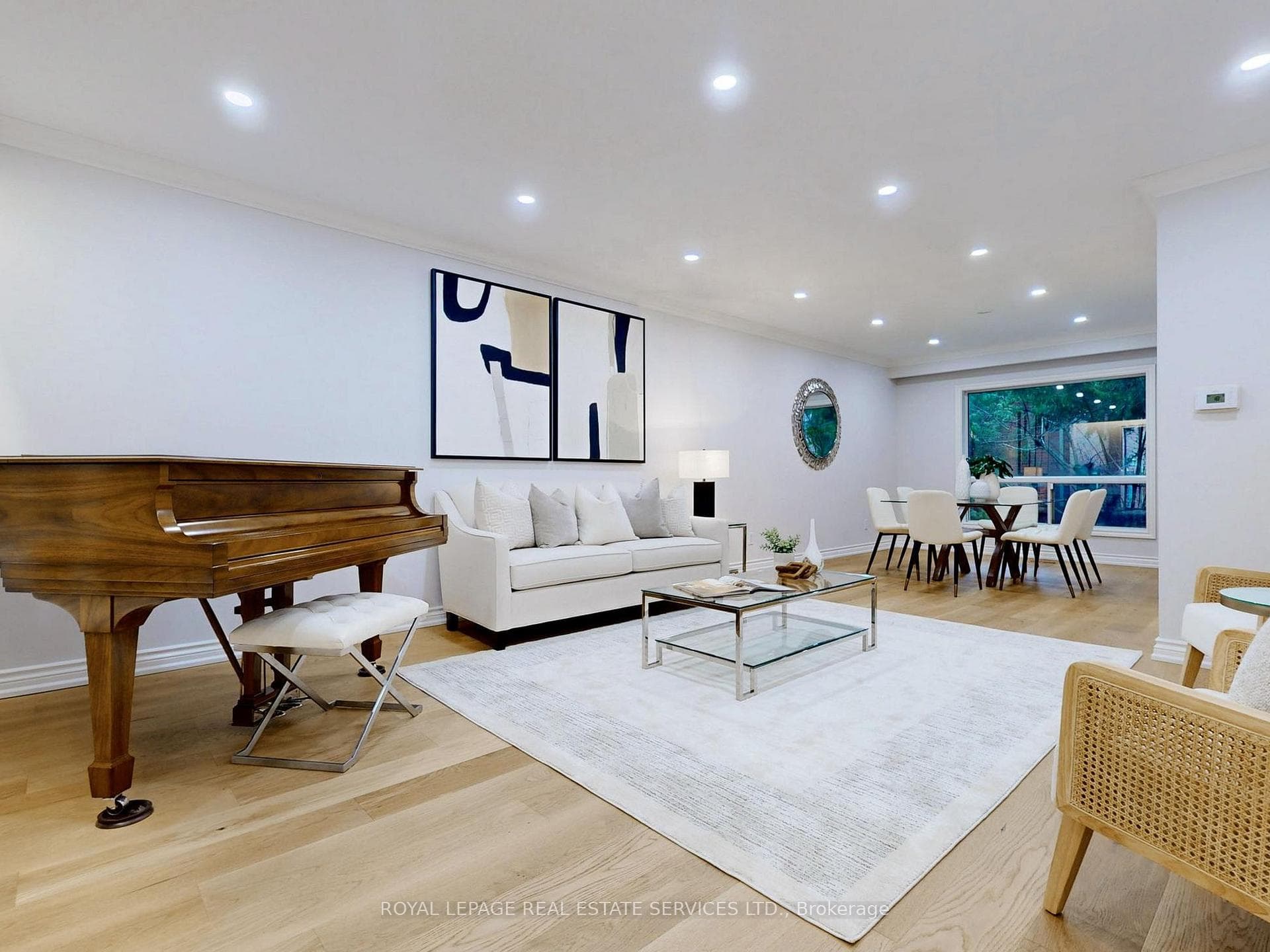 35 Tobruk Crescent photo 4