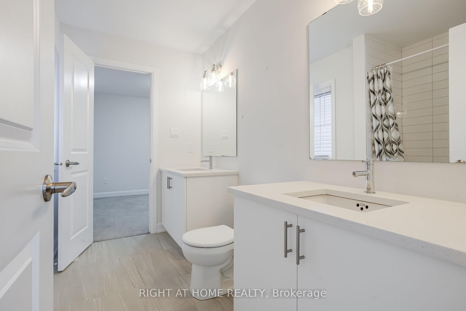 520 CLAYTON Avenue photo 37