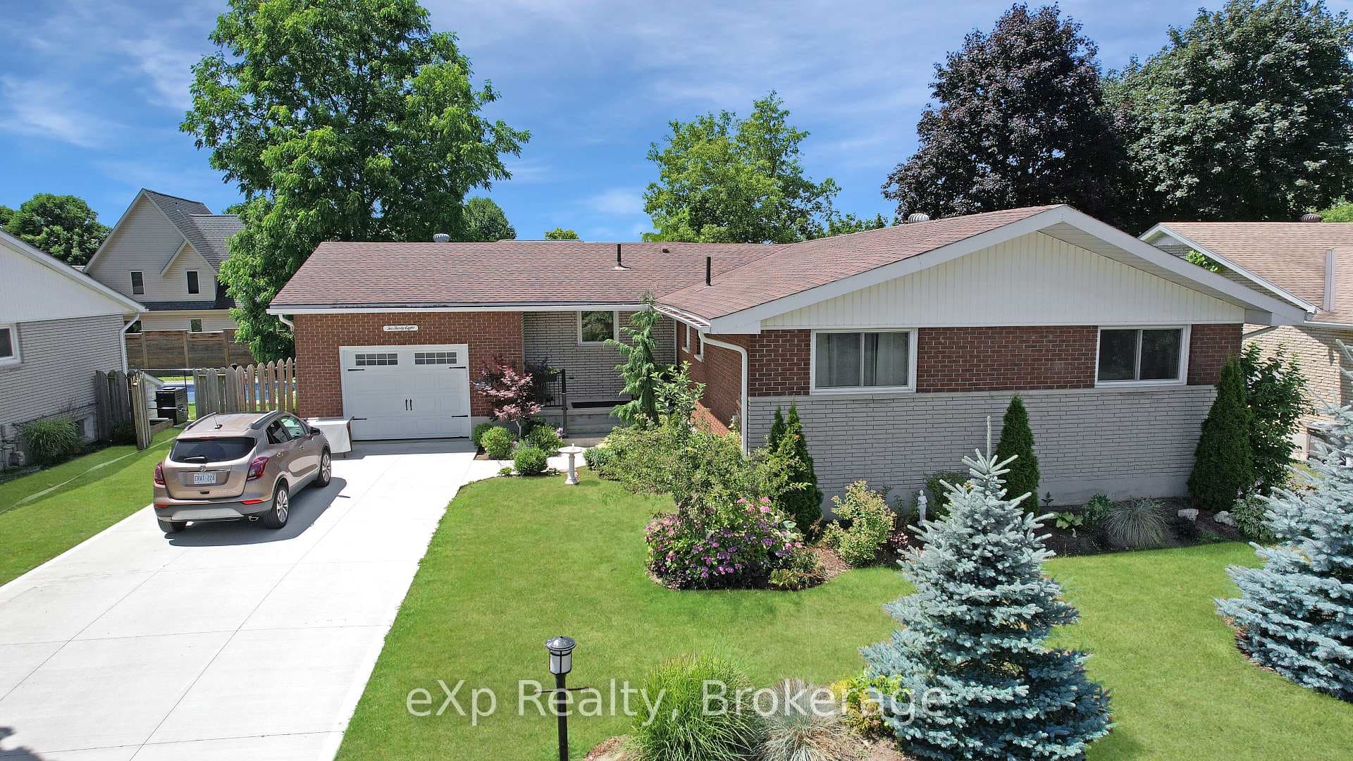 238 4th Avenue photo 2