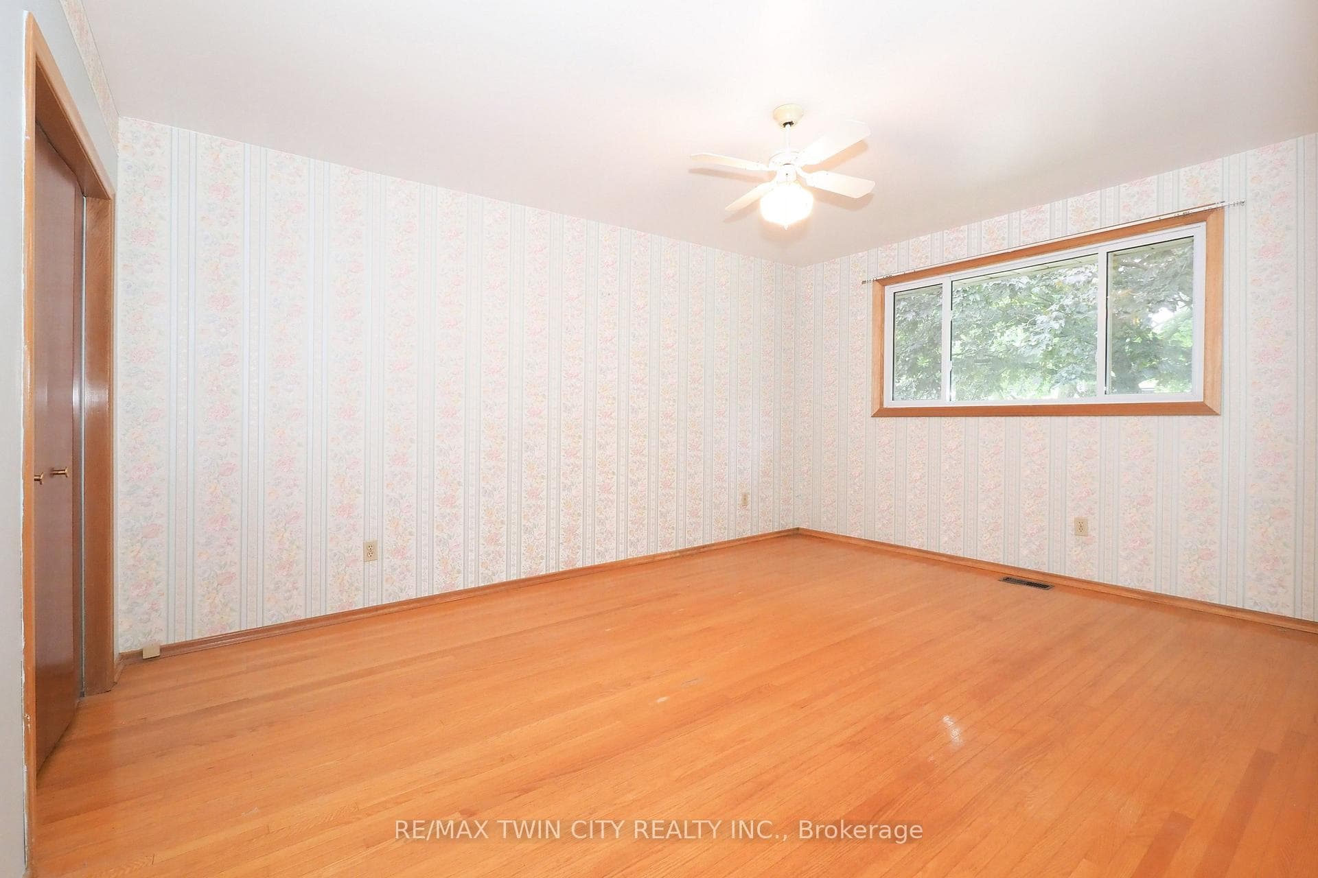 401 Forest Hill Drive photo 26