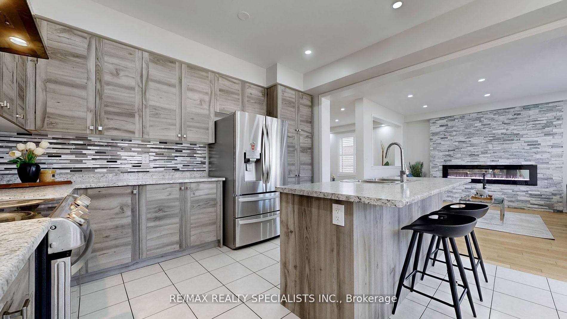 121 Longboat Run Road photo 15