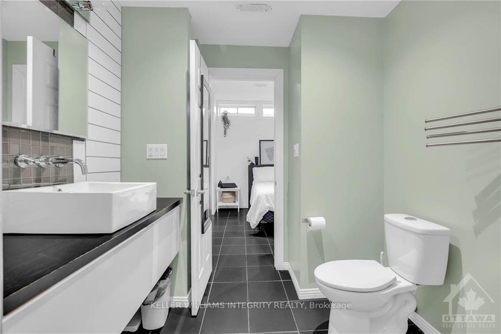 788 CUMMINGS Avenue photo 26